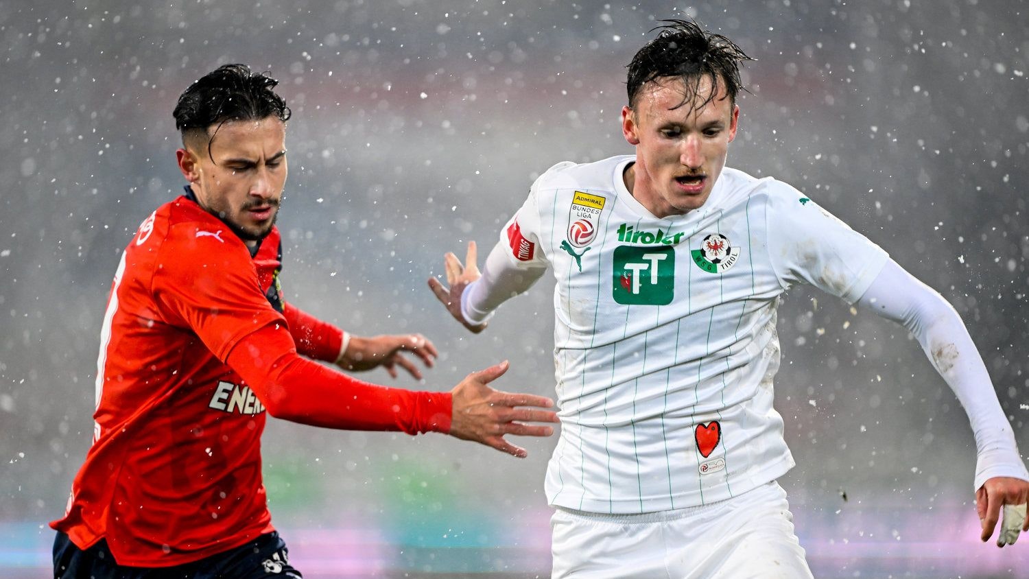 Rapid gegen Wattens wird zur Schneeballschlacht.