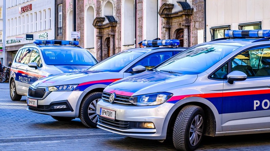 Die Tiroler Polizei befürchtet das Schlimmste. Symbolbild.