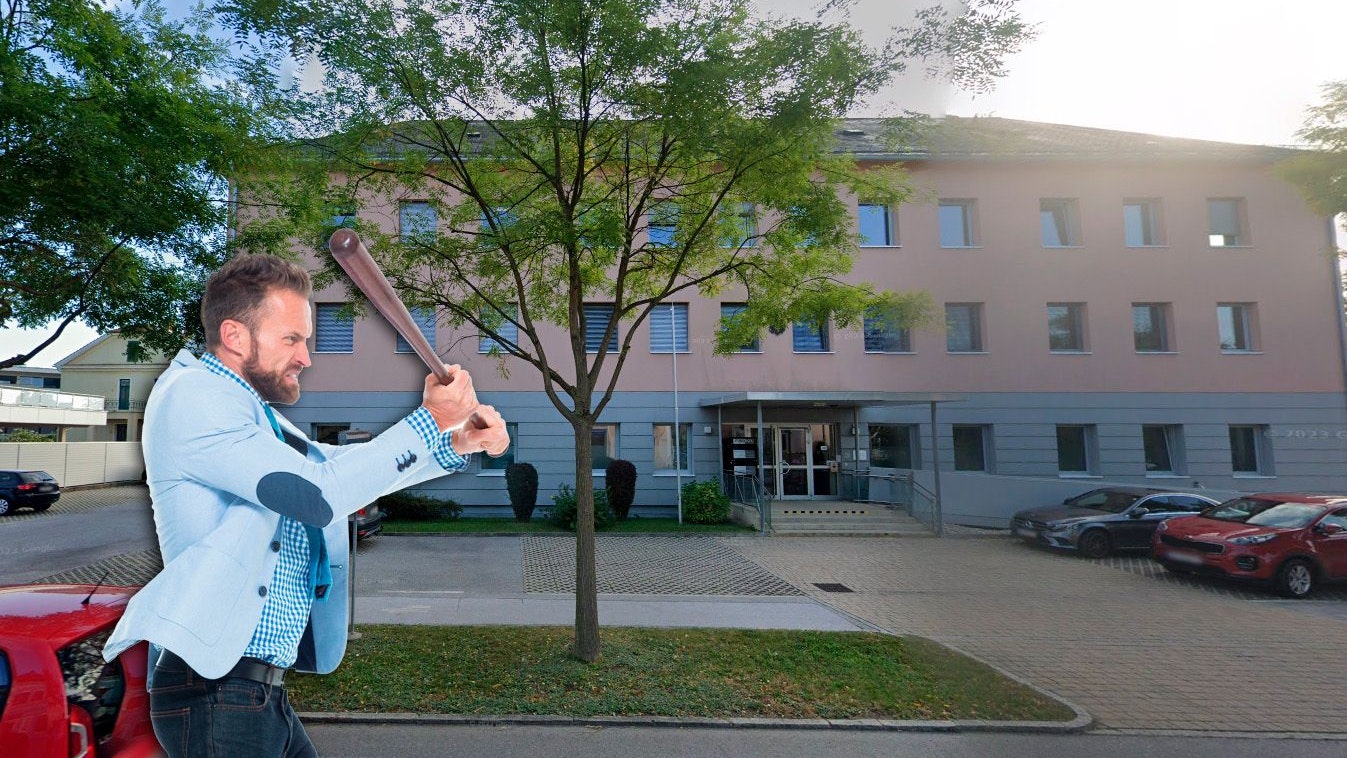 Ein steirischer Manager soll seinen gekündigten Mitarbeiter mit einem Schlagstock attackiert haben.