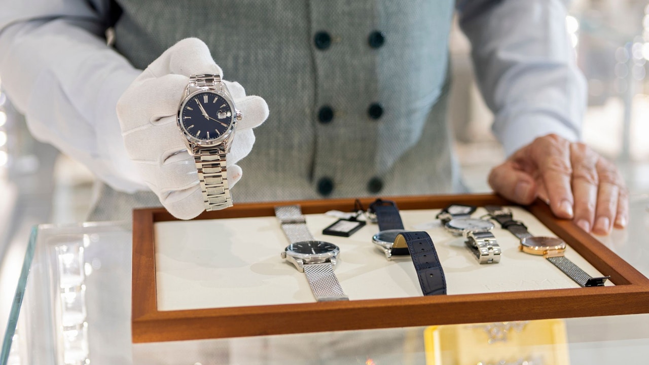 Heute.at - Dubioser Goldhändler bewertete Luxus-Uhr völlig falsch