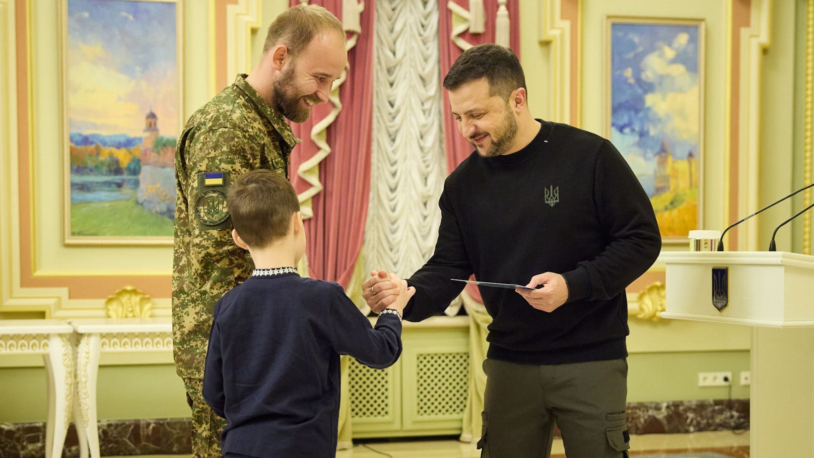 Ukraine schenkt heldenhaften Soldaten Wohnungen