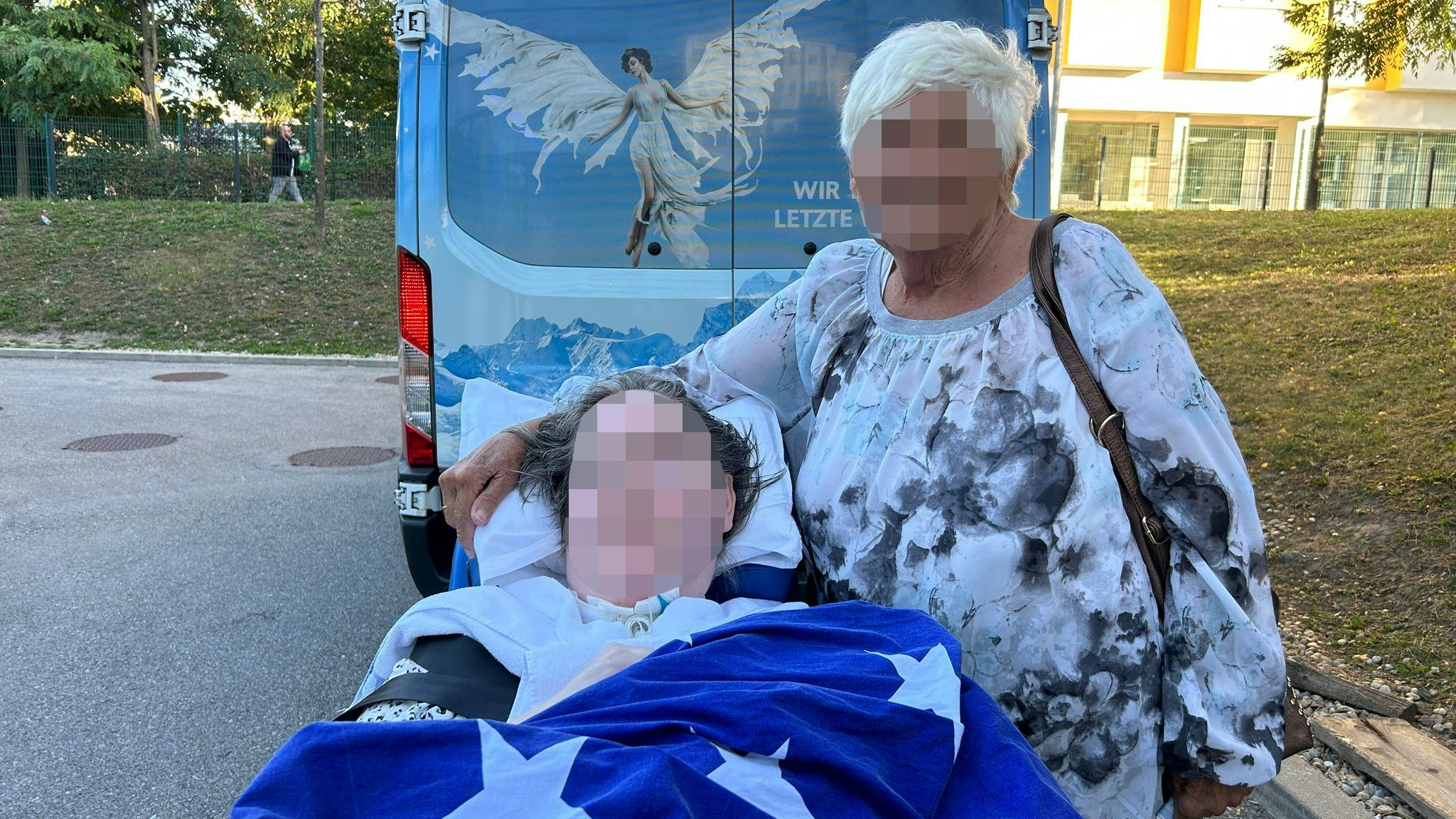 Die Schwerkranke wurde von ihrer 84-jährigen Mama mit einem Besuch im Nationalpark überrascht.