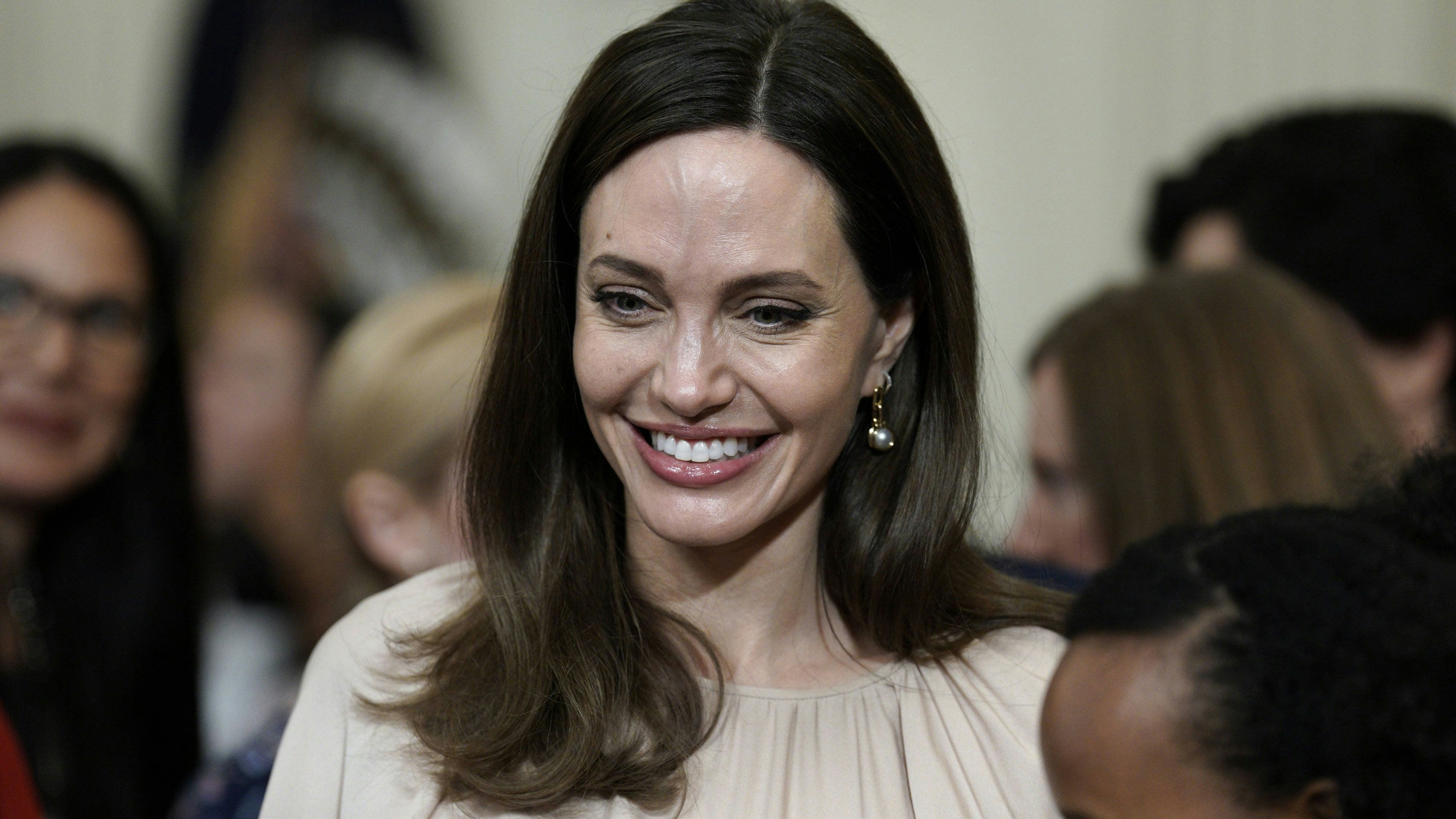 Angelina Jolie verriet nun überraschende Neuigkeiten.