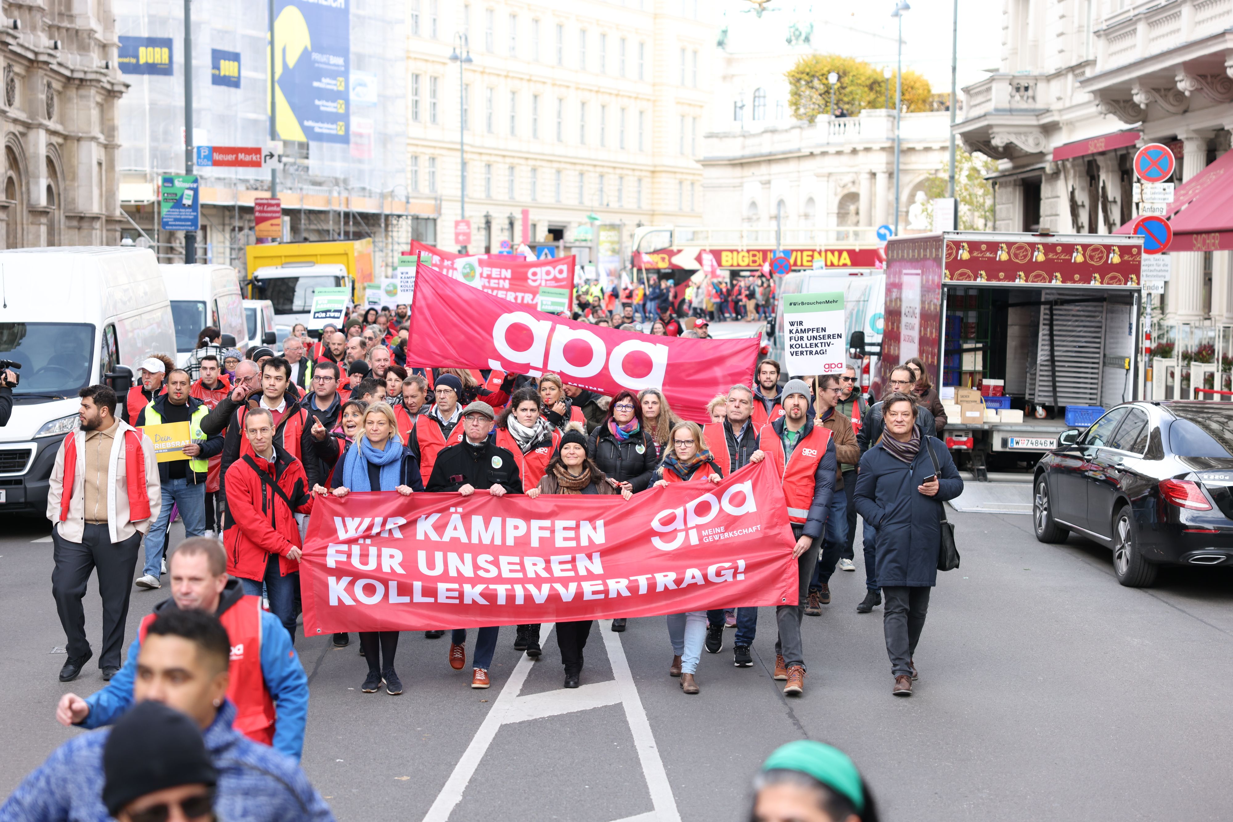 Bereits am 14. November fand in Wien eine Handels-Demo statt.