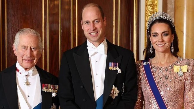 Heute.at - Schon wieder! William & Kate springen für Charles ein