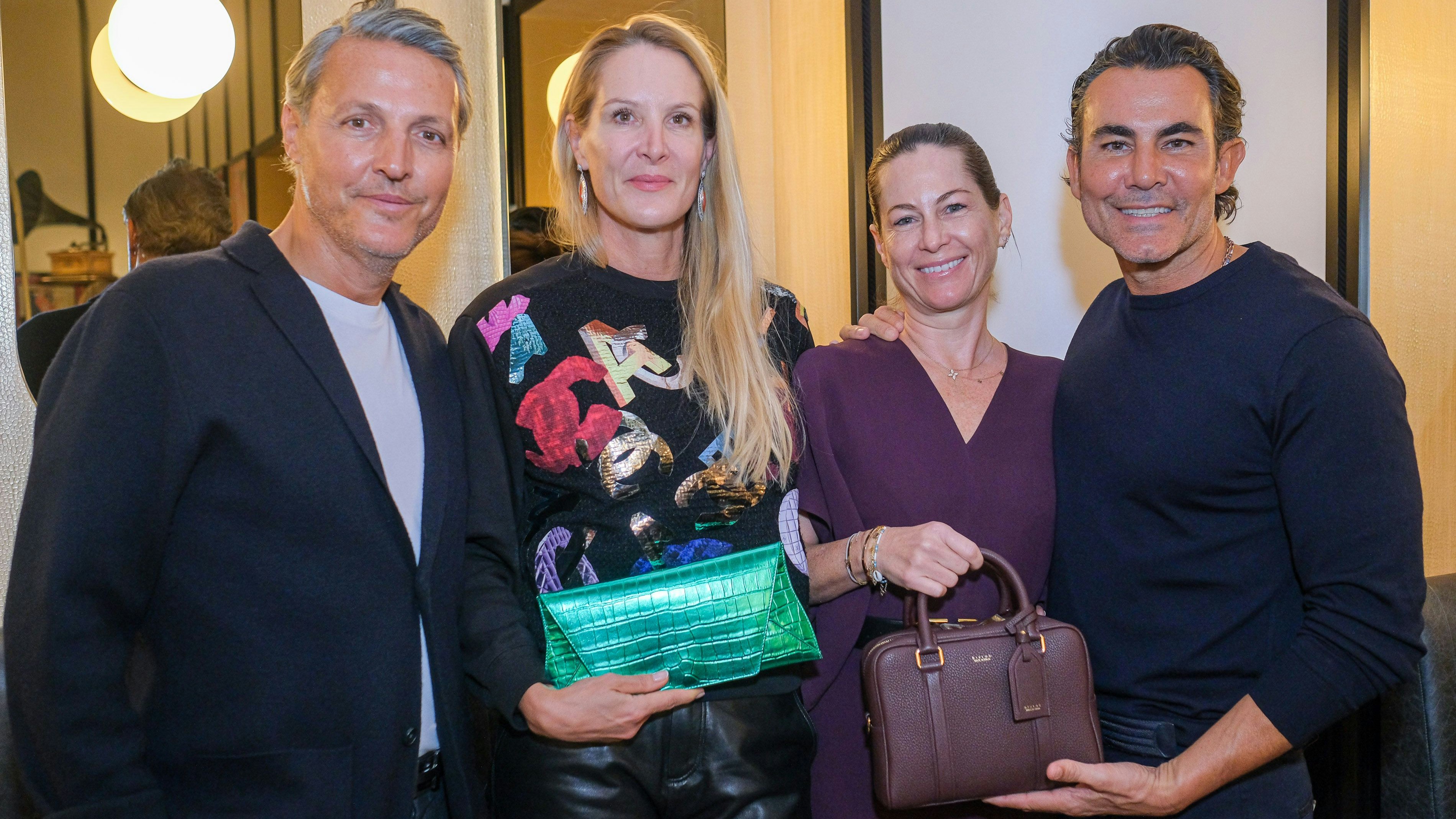 Rodrigo Montojo, "Heute"-Herausgeberin Eva Dichand, Kunst-Förderin Birgit Lauda und Rafa Pastor.