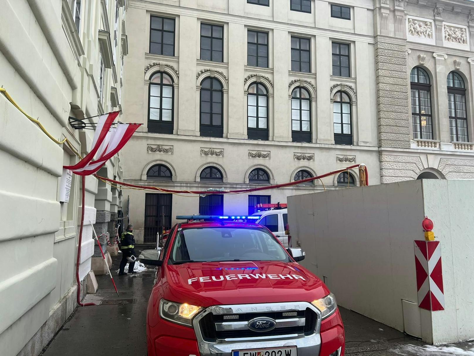 Feuerwehr-Einsatz bei der Hofburg