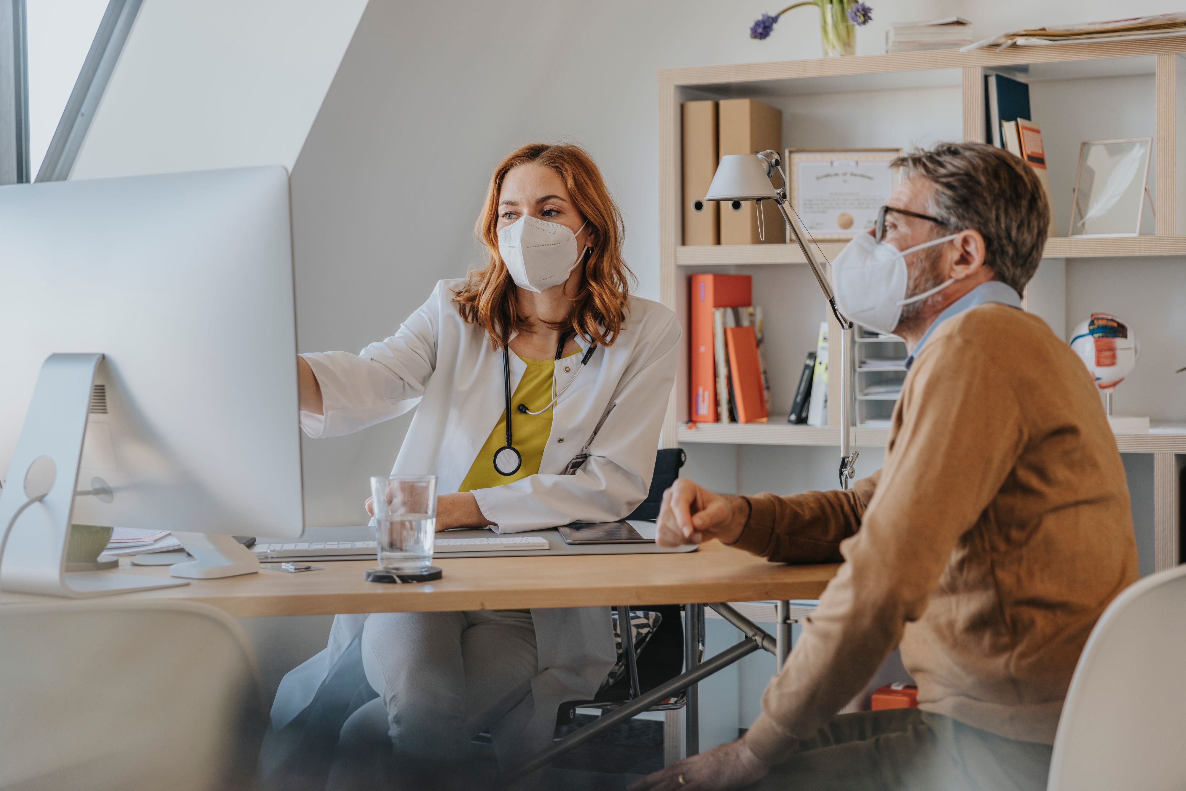 Forderungen nach einer Rückkehr der Maskenpflicht unter anderem bei Arztbesuchen werden lauter.