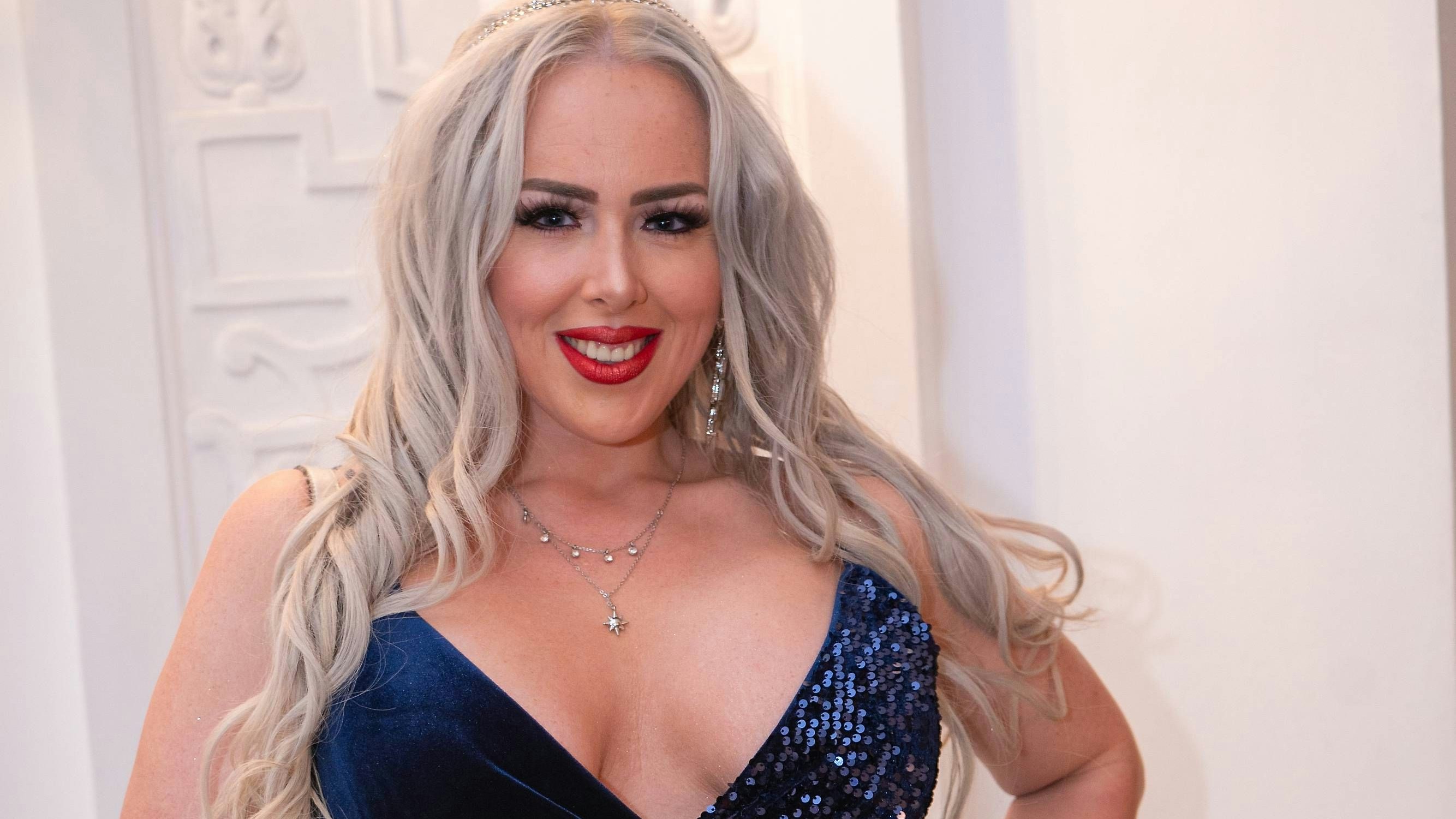 Lydia Kelovits sagt: "Typisch Richard, der kann eben nichts geheim halten." 