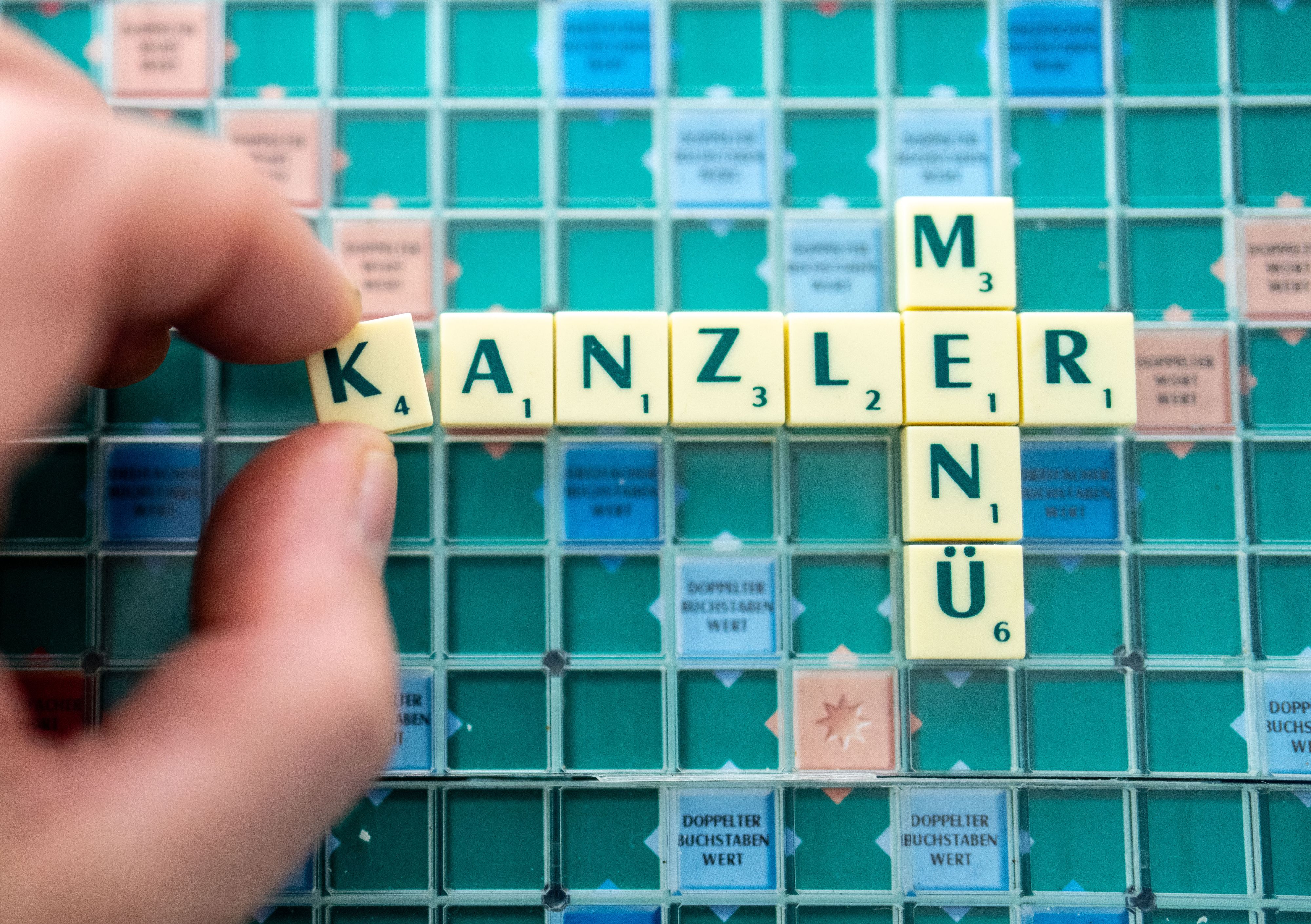 Der Burger-Sager von Kanzler Karl Nehammer spaltete das Land. 