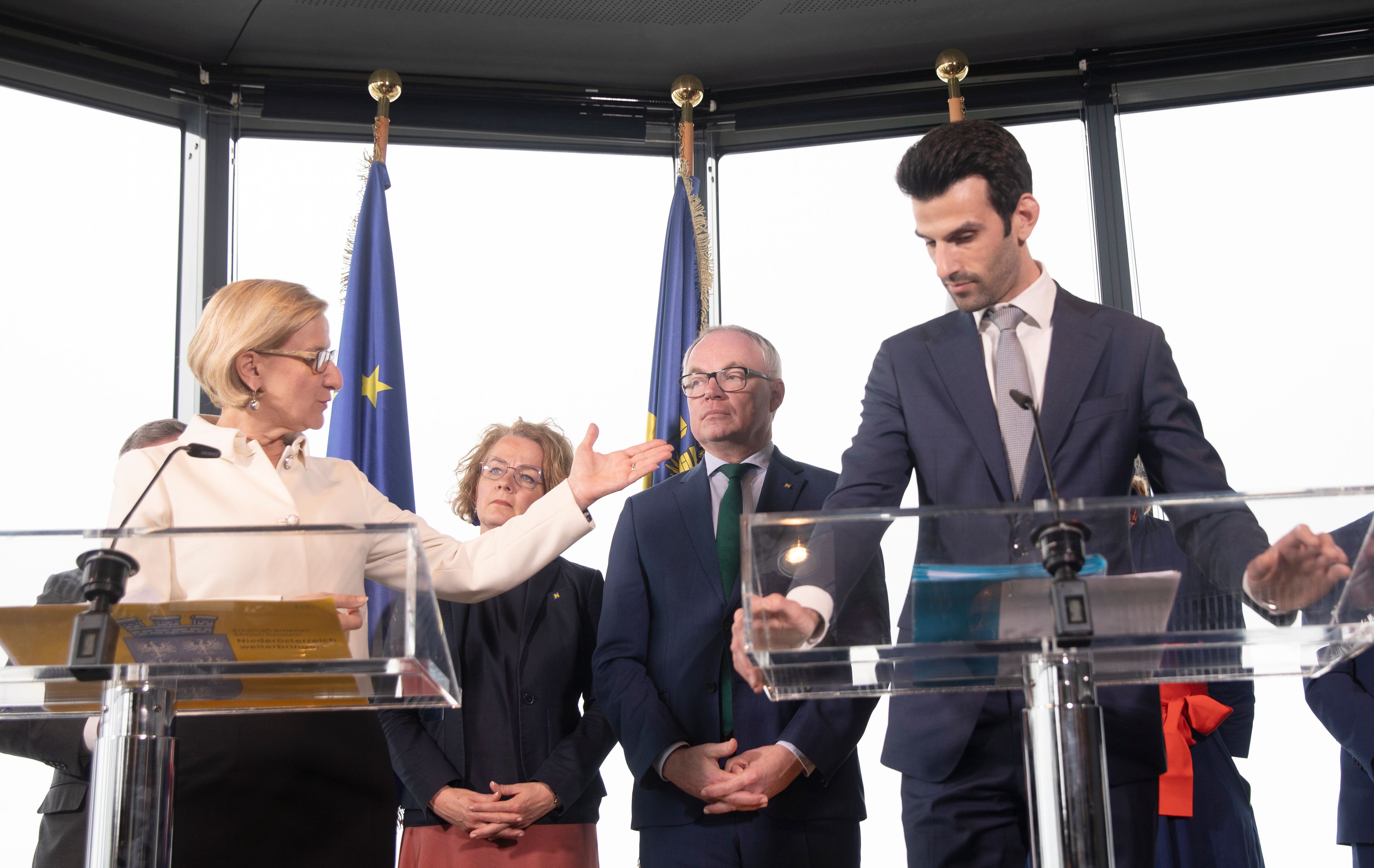 Landesregierung und Landtagsabgeordnete bekommen im 1. Halbjahr 2024 keine Gehaltserhöhung, danach 