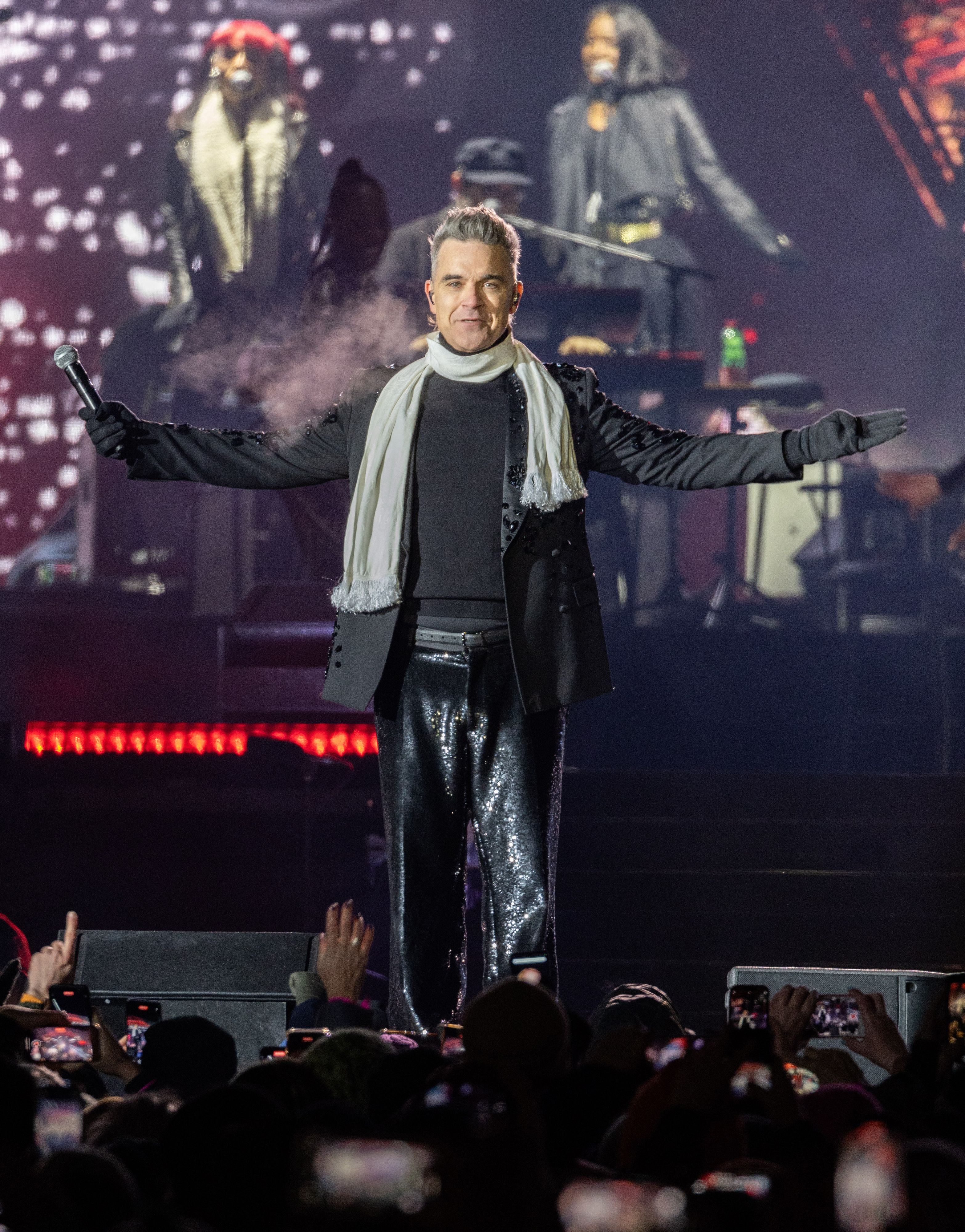 Der Brite begeisterte die Fans bei eisiger Kälte.