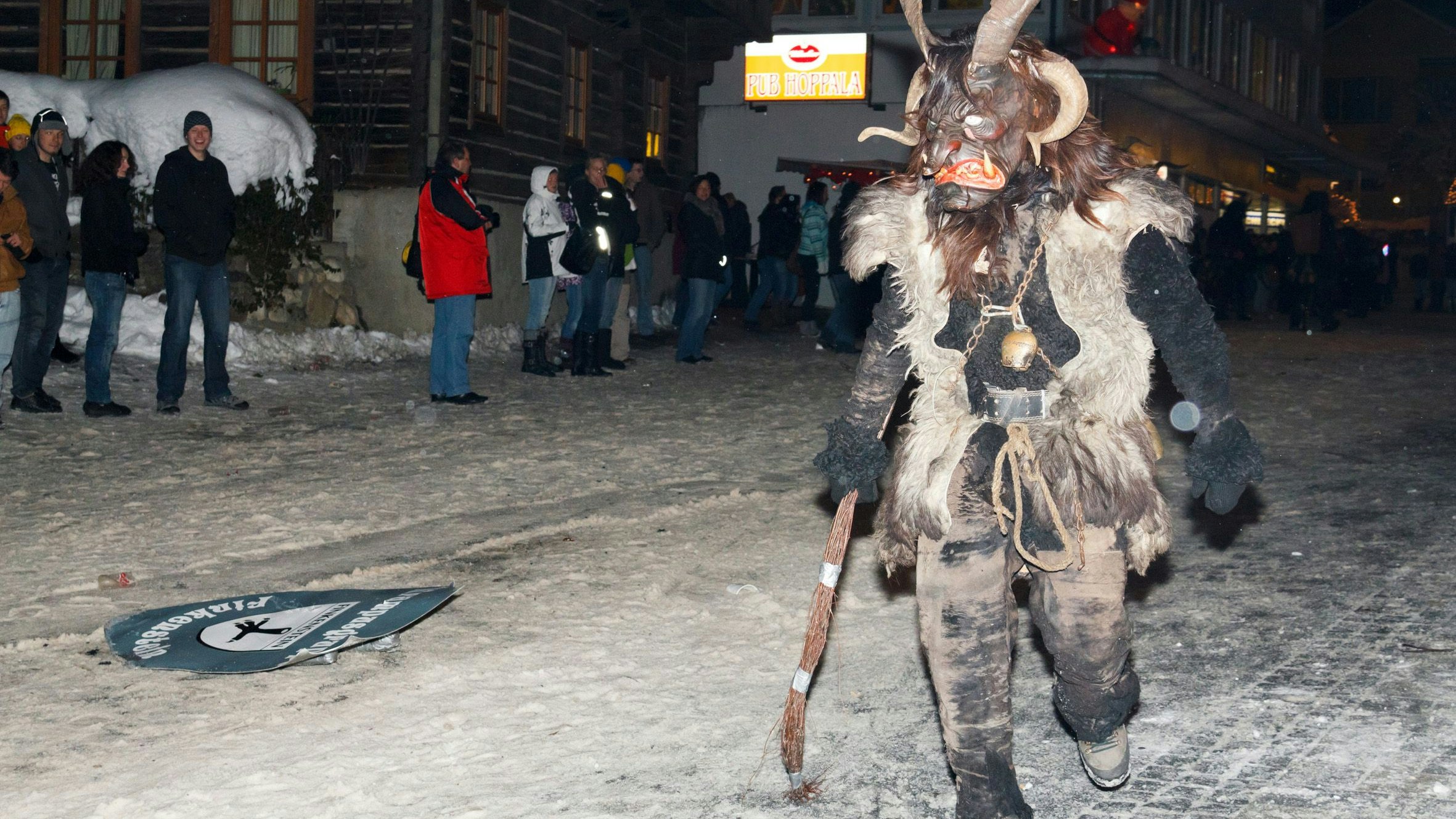 Die Polizei musste bei einem Krampuslauf in Straßburg ausrücken (Symbolbild).