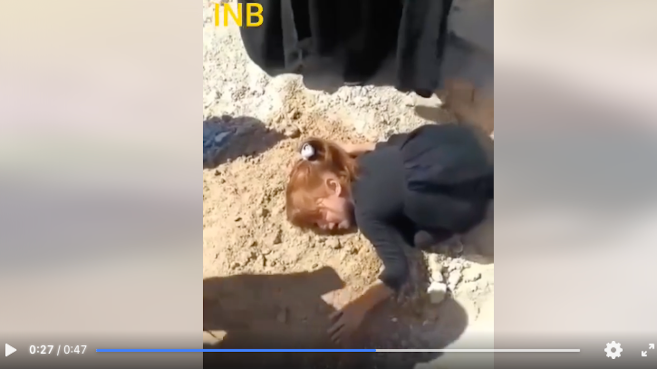 Heute.at - Die bittere Wahrheit um das am Grab weinende Mädchen