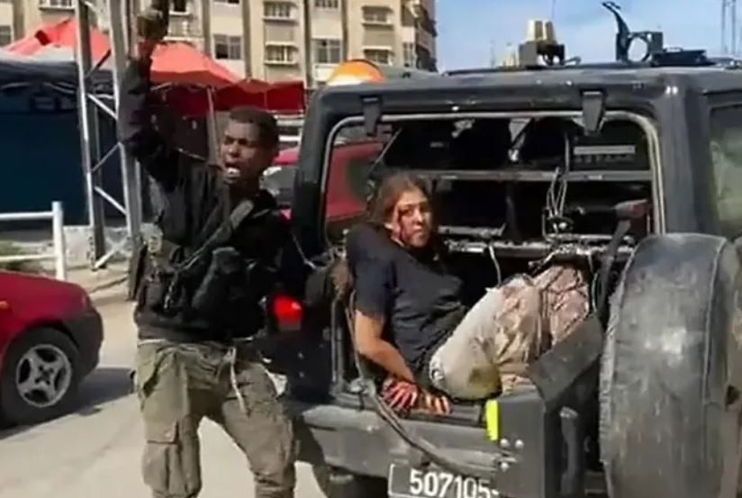 Verängstigt blickt Naama Levy in die Kamera: Die Israelin wurde am 7. Oktober 2023 von der Hamas entführt.