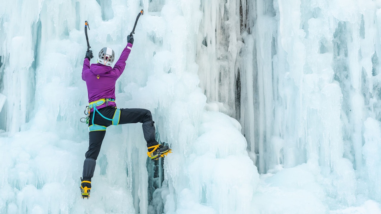 Heute.at - Frau (30) nach heftigem Eiskletter-Unfall im Spital