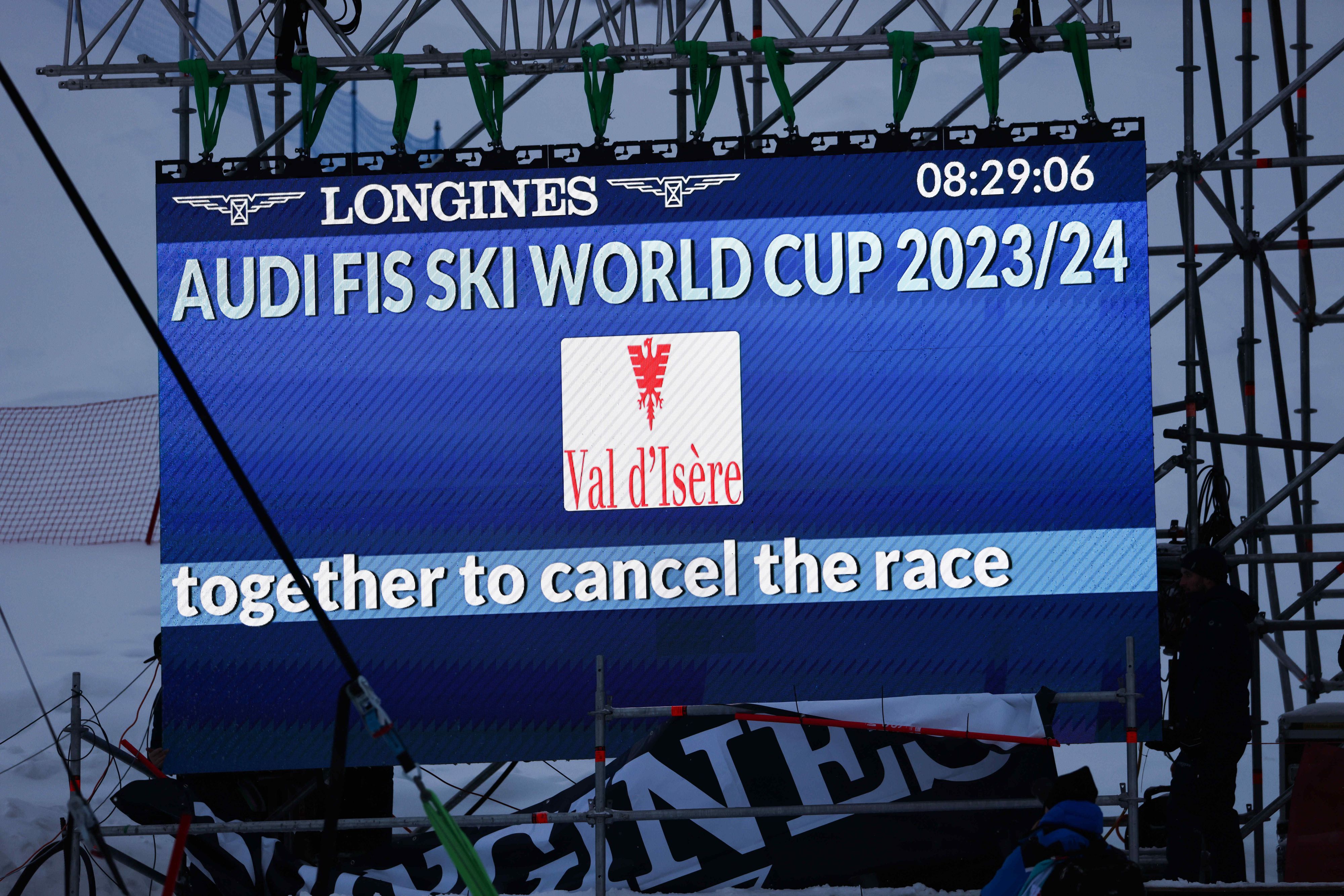 Der Slalom in Val d'Isere wurde wegen Regen abgesagt.