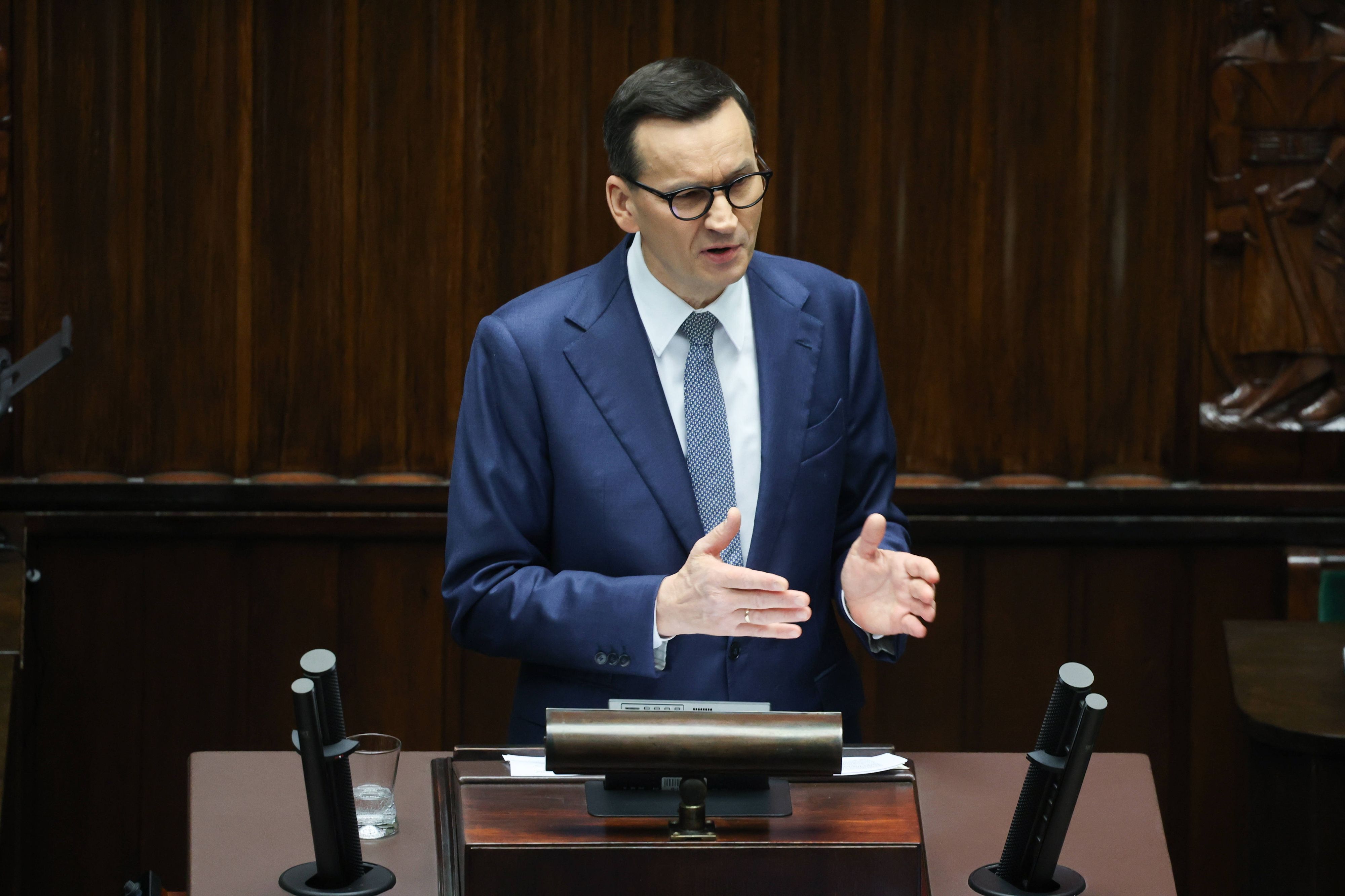 Polens amtierender Ministerpräsident Mateusz Morawiecki ist mit seinem neuen Kabinett wie erwartet im Parlament gescheitert.