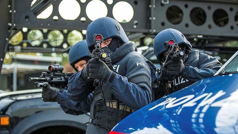 Heute.at - Amok-Alarm in Kärnten! Schule nach Drohung evakuiert