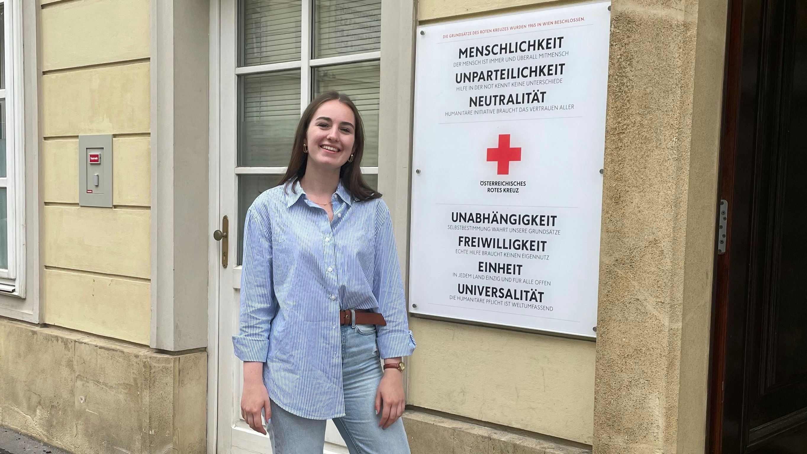 Sarah (19) hat in ihrem Leben zahlreiche Blutkonserven bekommen. Nun appelliert sie, Blut spenden zu gehen.