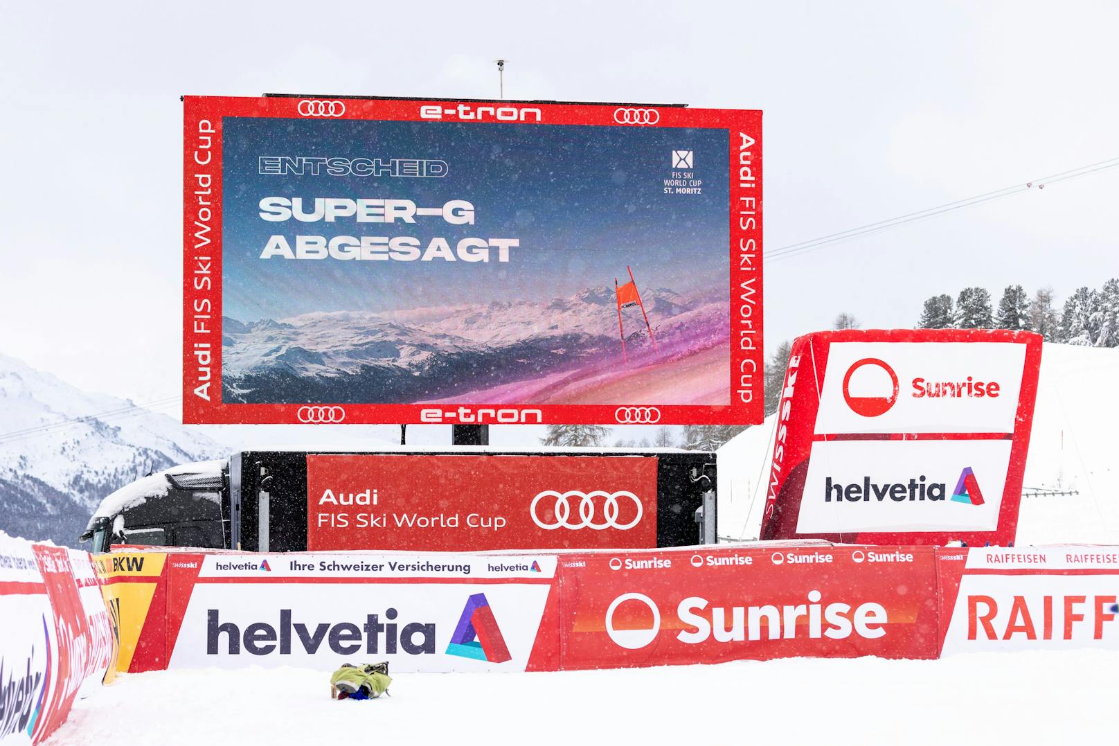 Beim zweiten geplanten Super G in St. Moritz kam die nächste Absage. Der Neuschnee machte einen Strich durch die Rechnung.