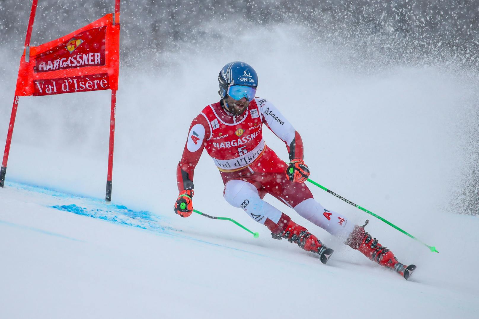 Das zweite Saisonrennen für die Ski-Stars endete wieder mit einem zweiten Platz für Marco Schwarz. Nur Marco Odermatt war beim Riesentorlauf in Val d'Isere nicht zu schlagen.