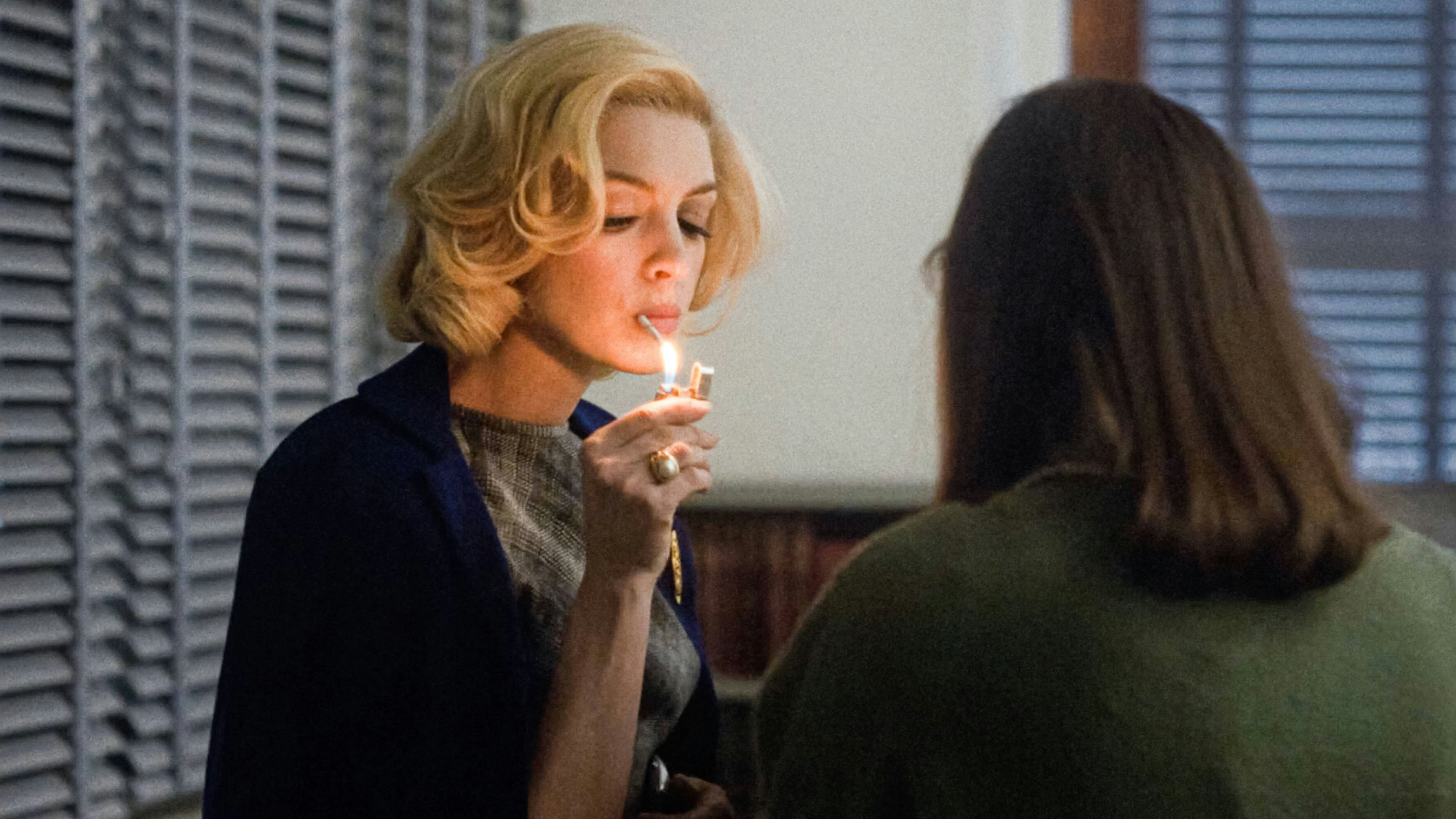 Thomasin McKenzie and Anne Hathaway USA. Thomasin McKenzie and Anne Hathaway in a scene from the CNeon new film : Eileen 2023. Plot: A woman s friendship with a new co-worker at the prison facility where she works takes a sinister turn. LMK110-J10257-191023 PUBLICATIONxNOTxINxUKxUSAxCAN