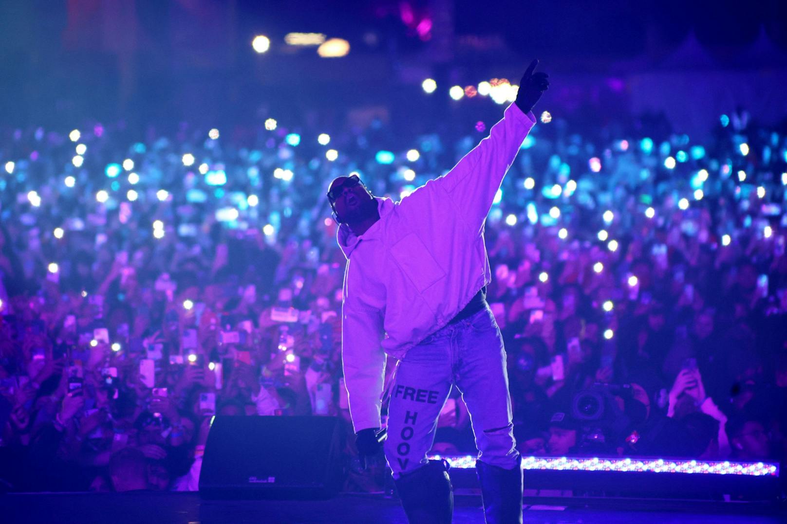 Beim "Rolling Loud" treten die größten Hip-Hop-Stars der Welt auf. Hier Rapper Kanye West beim "Rolling Loud" in Kalifornien im Jahr 2021.