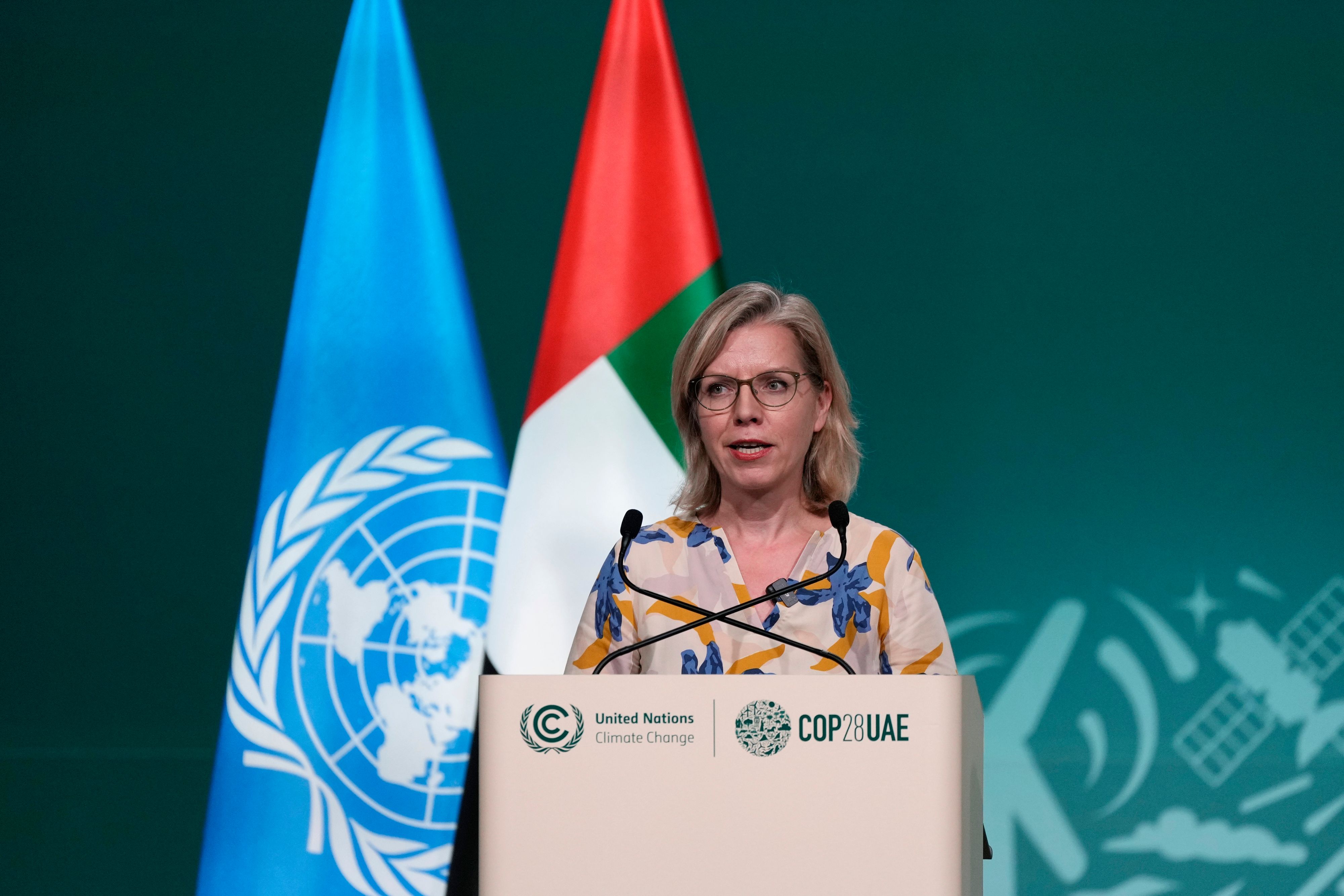 Umweltministerin <strong>Leonore Gewessler</strong> hat die Abschaffung der Pendlerpauschale im Rahmen der UN-Klimakonferenz (COP28) in Dubai angekündigt.
