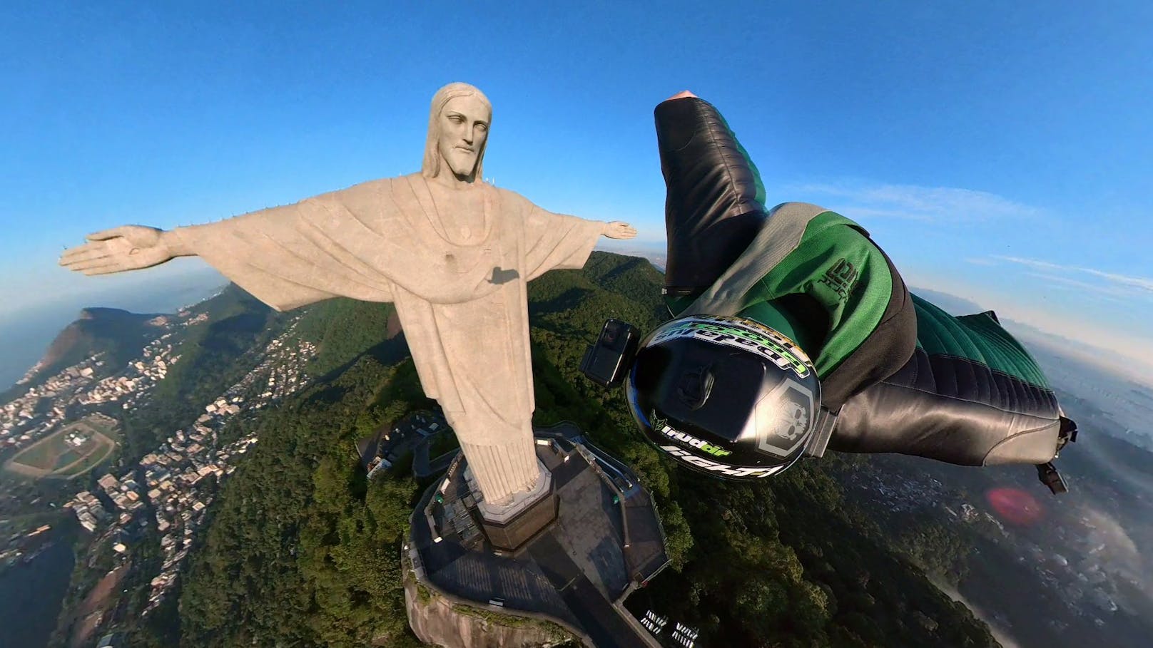 Der Steirer flog nur knapp an der weltbekannten Statue in Rio de Janeiro vorbei.