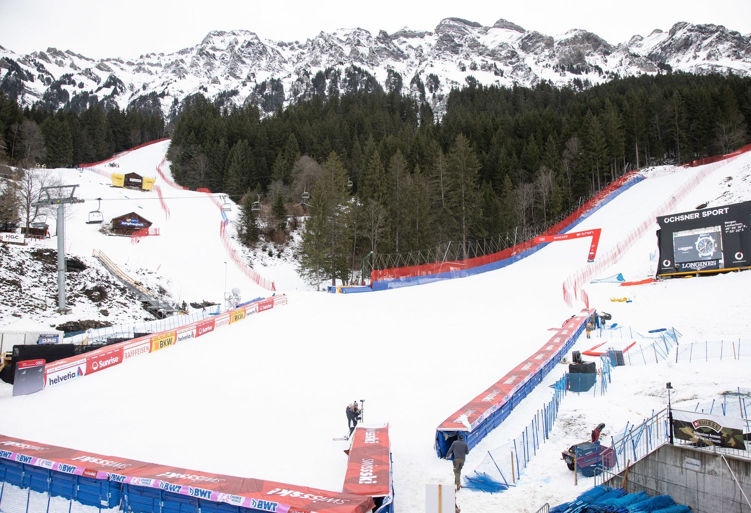 Wengen springt ein