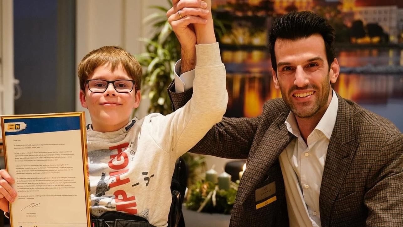 Felix Mayr bei Udo Landbauer 