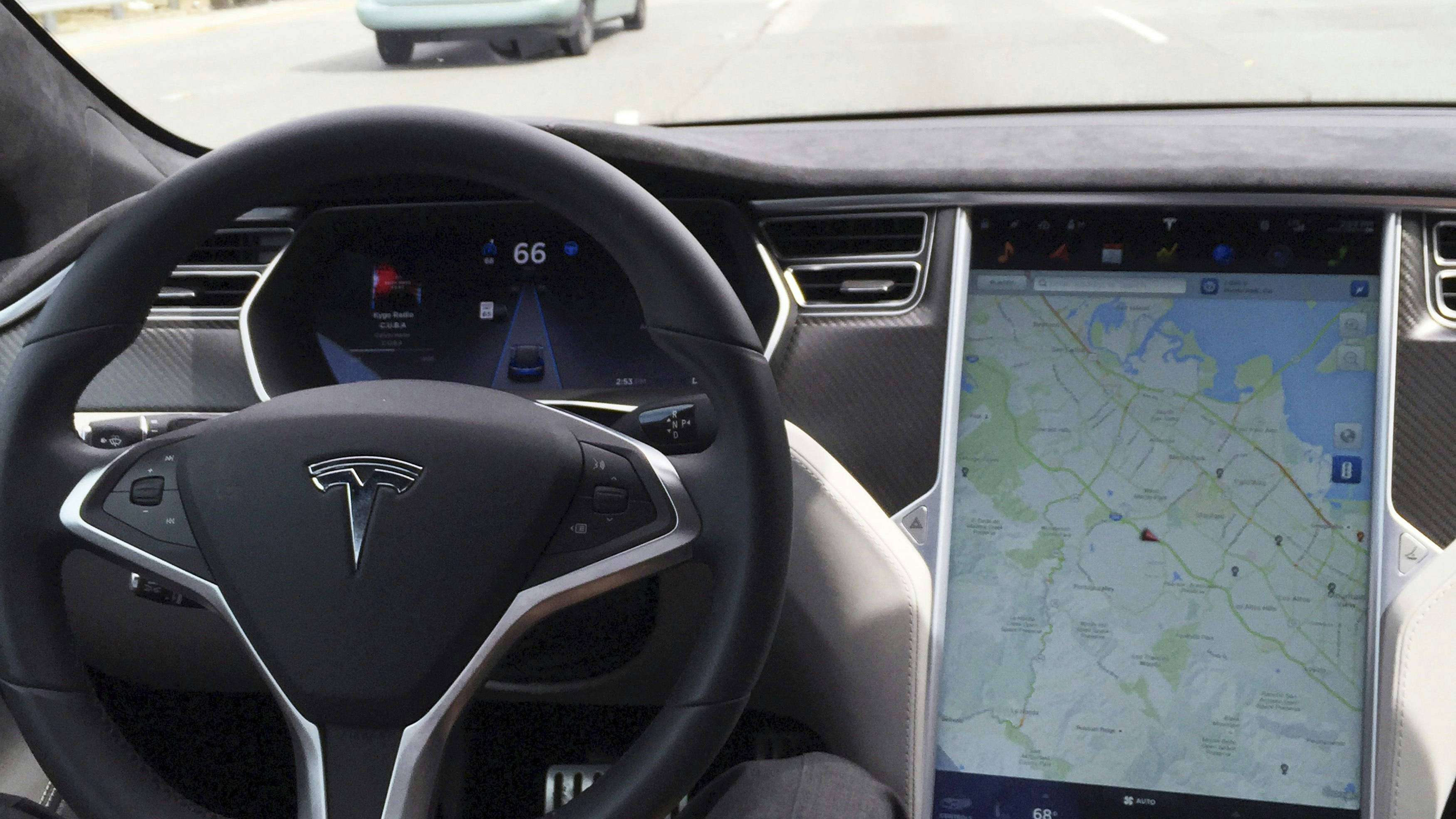 Tesla muss bei rund zwei Millionen Autos in den USA die Autopilot-Software neu aufspielen.
