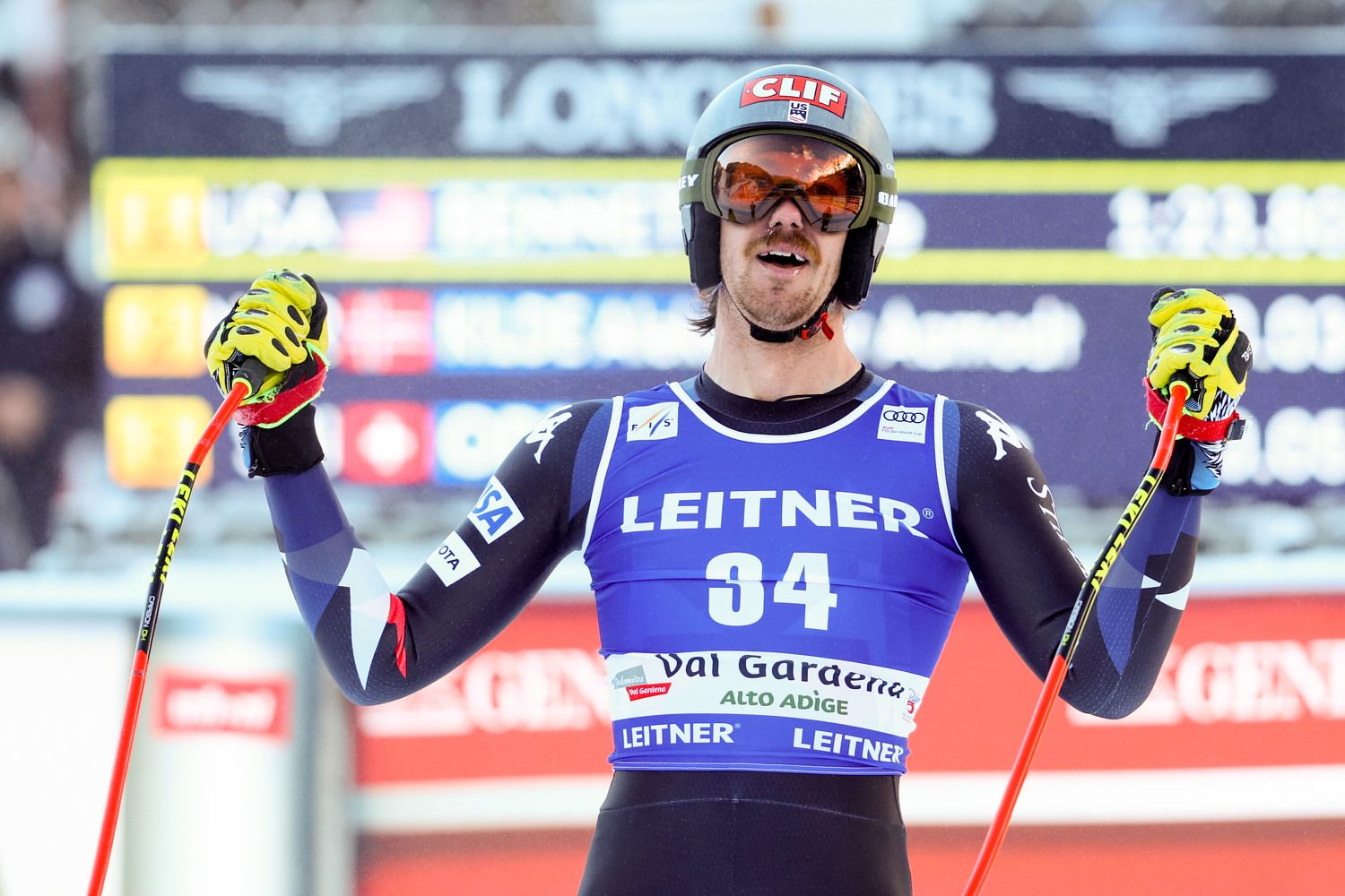 Bryce Bennett fährt sensationell zum Sieg in Gröden. 