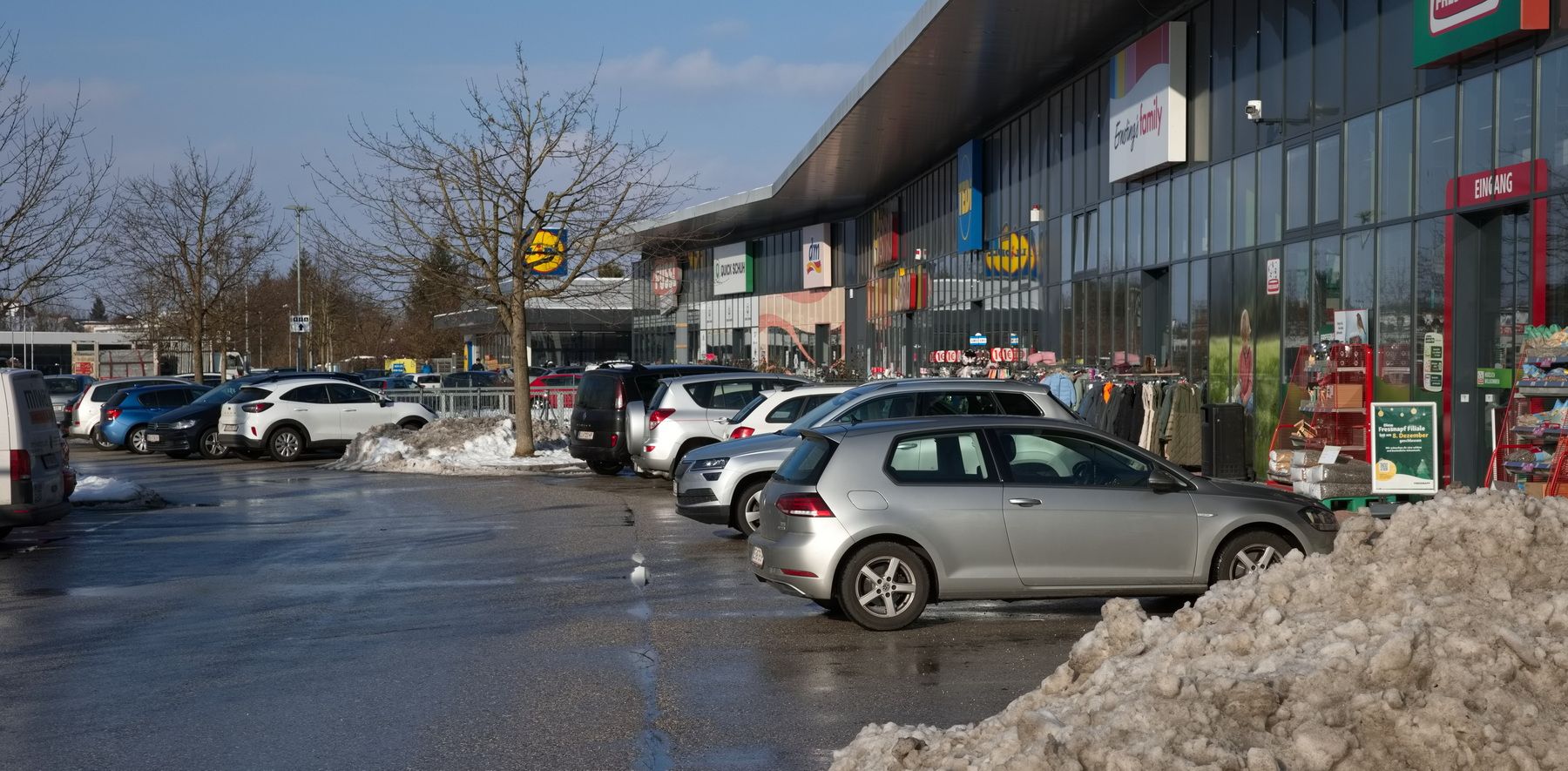 Diese Parkplätze in Bad Hall sorgen für viel Ärger.