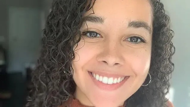 Die Lehrerin Gabriela Cartaya-Neufeld (26) wurde festgenommen, nachdem sie beim Sex mit einem 18-jährigen Schüler in ihrem Auto erwischt wurde. 