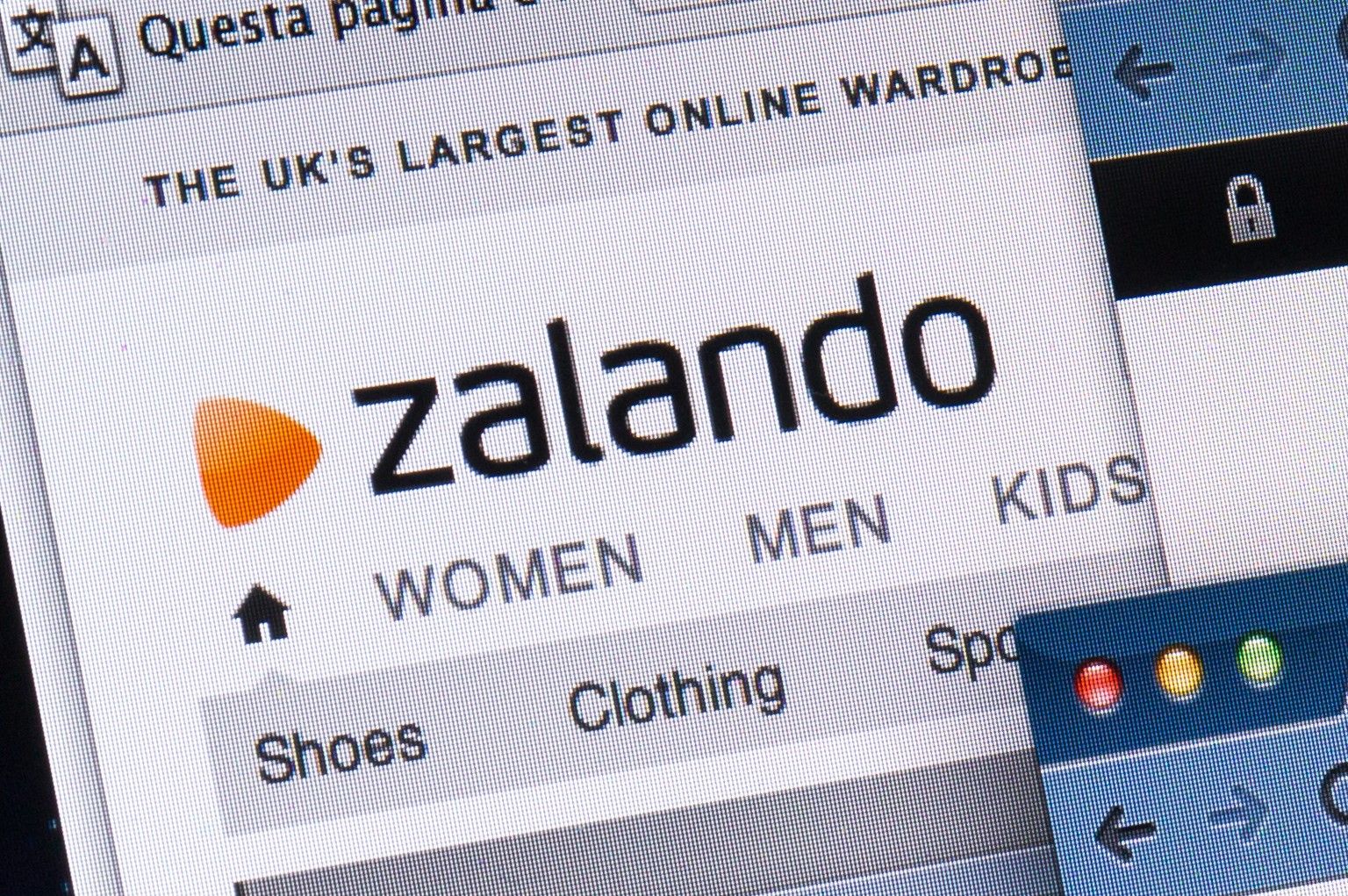 Der Onlinehändler Zalando geht gegen Viel-Retournierer vor.