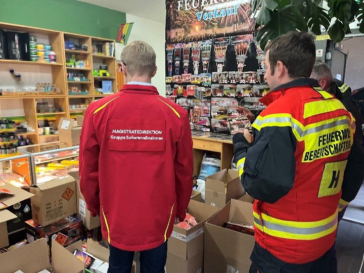 Die Gruppe Sofortmaßnahmen leitete am Mittwoch die Aktion gegen illegalen Feuerwerksverkauf.