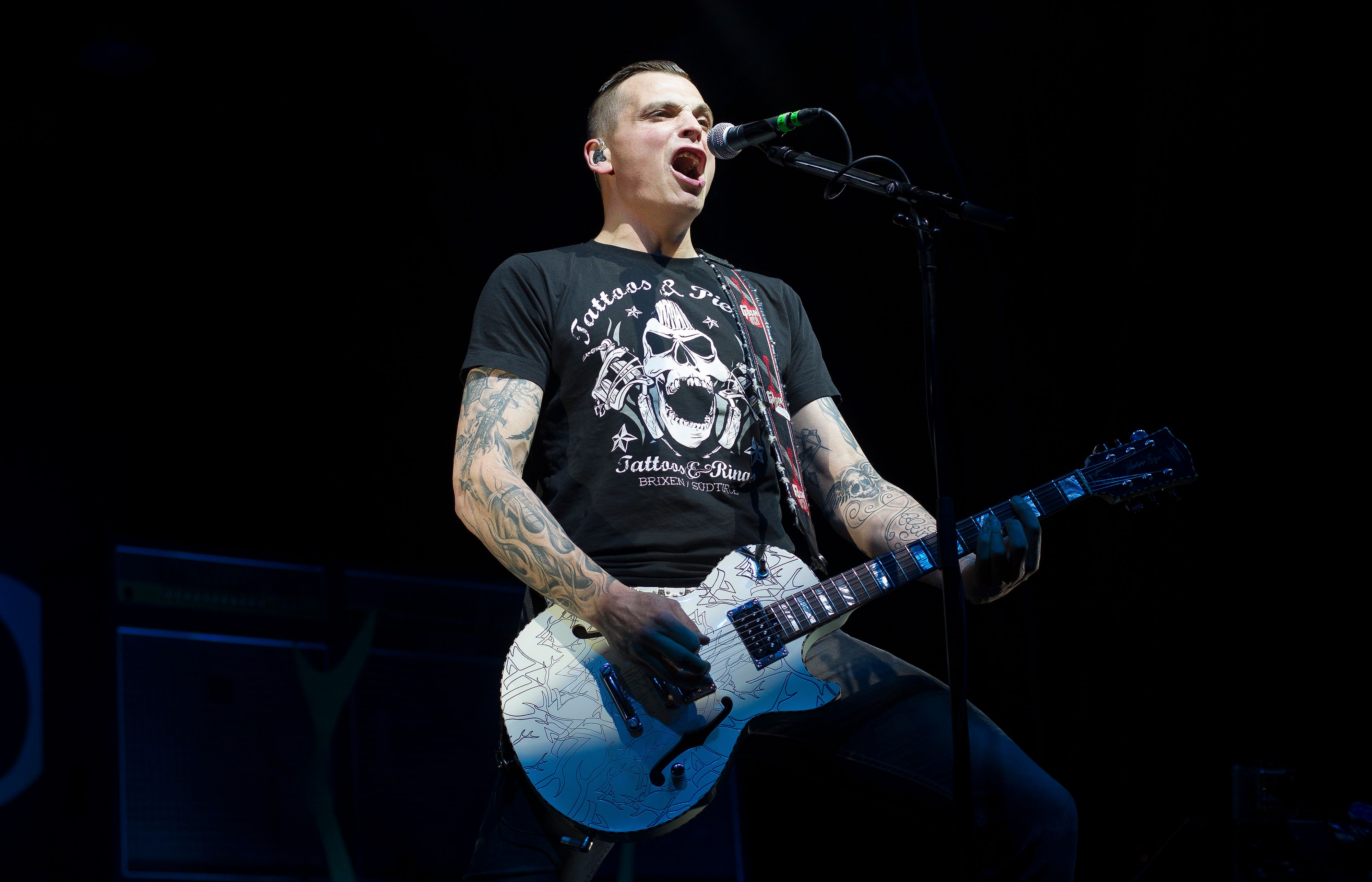 Der aktuelle Song von Philipp Burgers Band Frei.Wild positioniert sich eindeutig Antisemitismus.