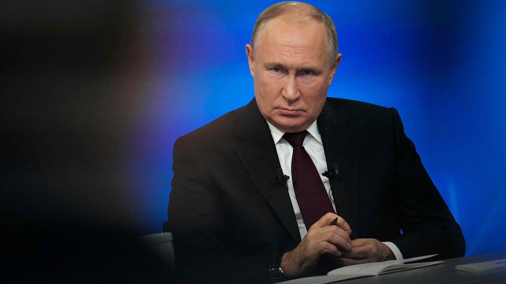 Einmal mehr sprach Putin auch vom Ziel einer "Entnazifizierung" der Ukraine. Er will stattdessen eine russlandtreue Regierung einsetzen.