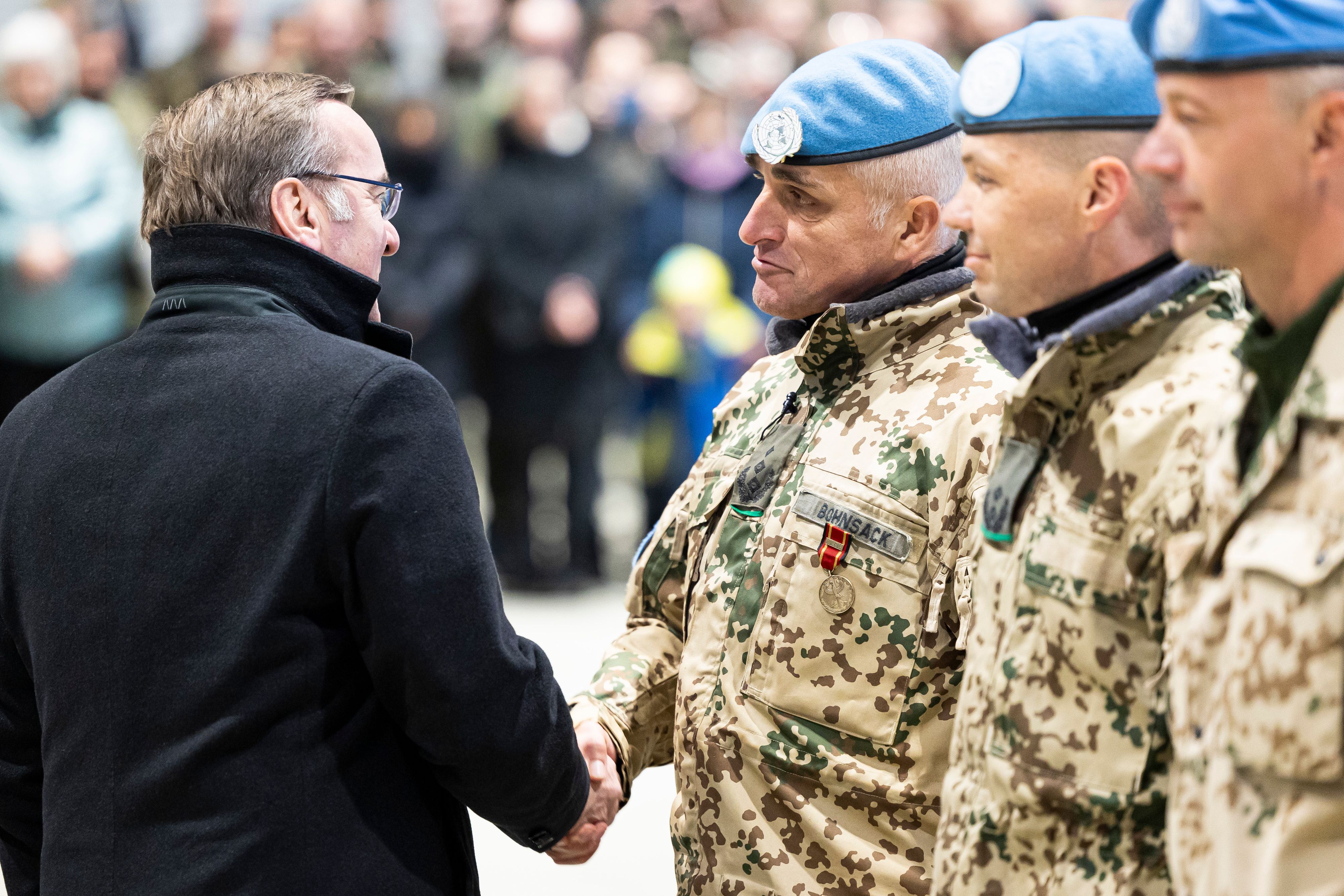 Der deutschen Armee fehlt der Nachwuchs. Nun könnt der Grundwehrdienst für beide Geschlechter wiedereingeführt werden.