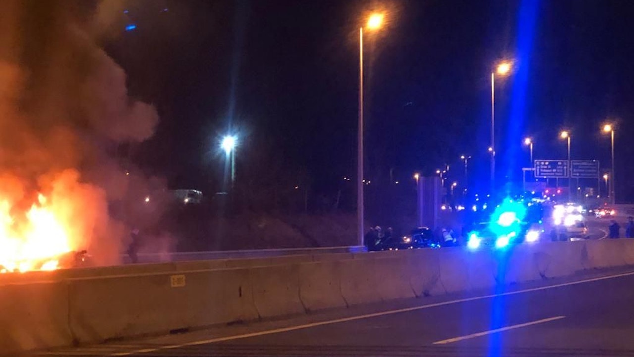 Heute.at - Feuer-Crash auf S2 – Ärzte kämpfen weiter um Teenager