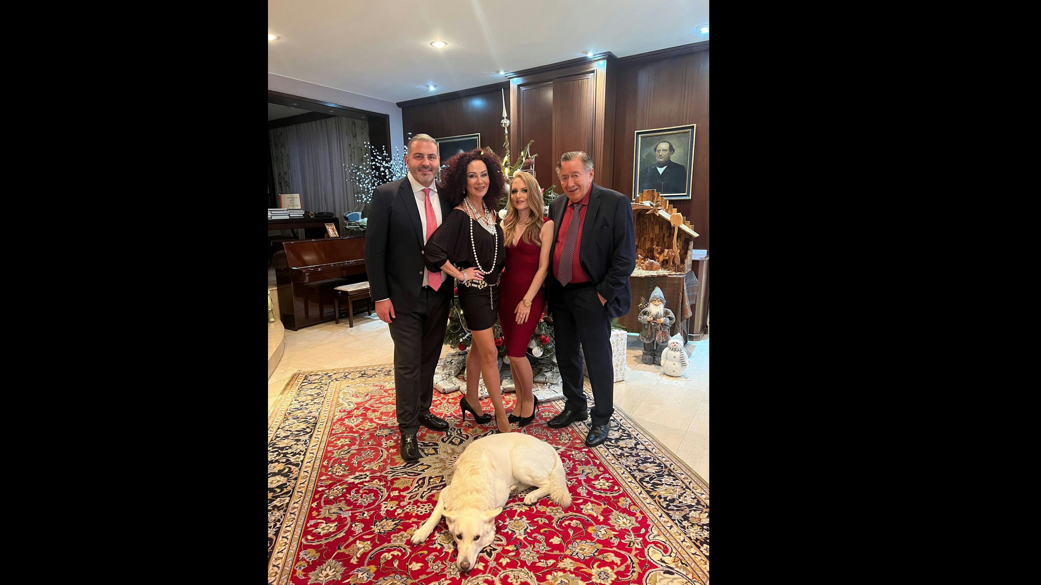 Richard Lugner bei der Familienfeier mit Jacqueline Lugner und ihrem Verlobten Leo Kohlbauer sowie Christina „Mausi“ Lugner