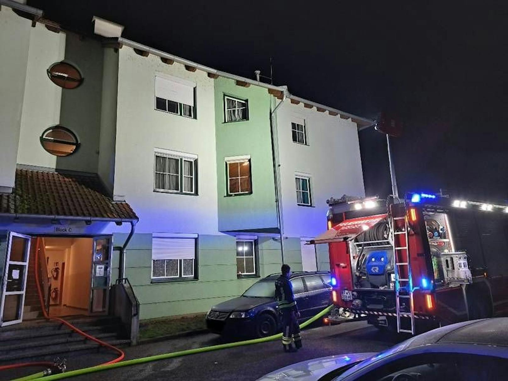 In einem Mehrparteienhaus in Horn brach ein Feuer aus.