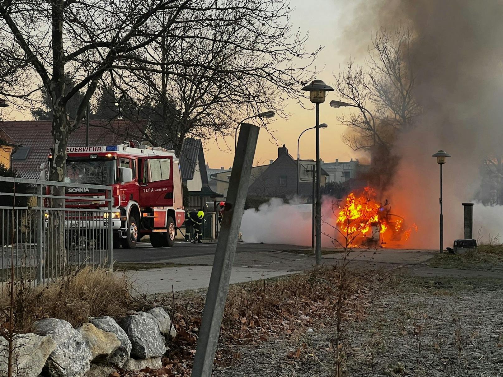 Die Brandursache wird ermittelt.