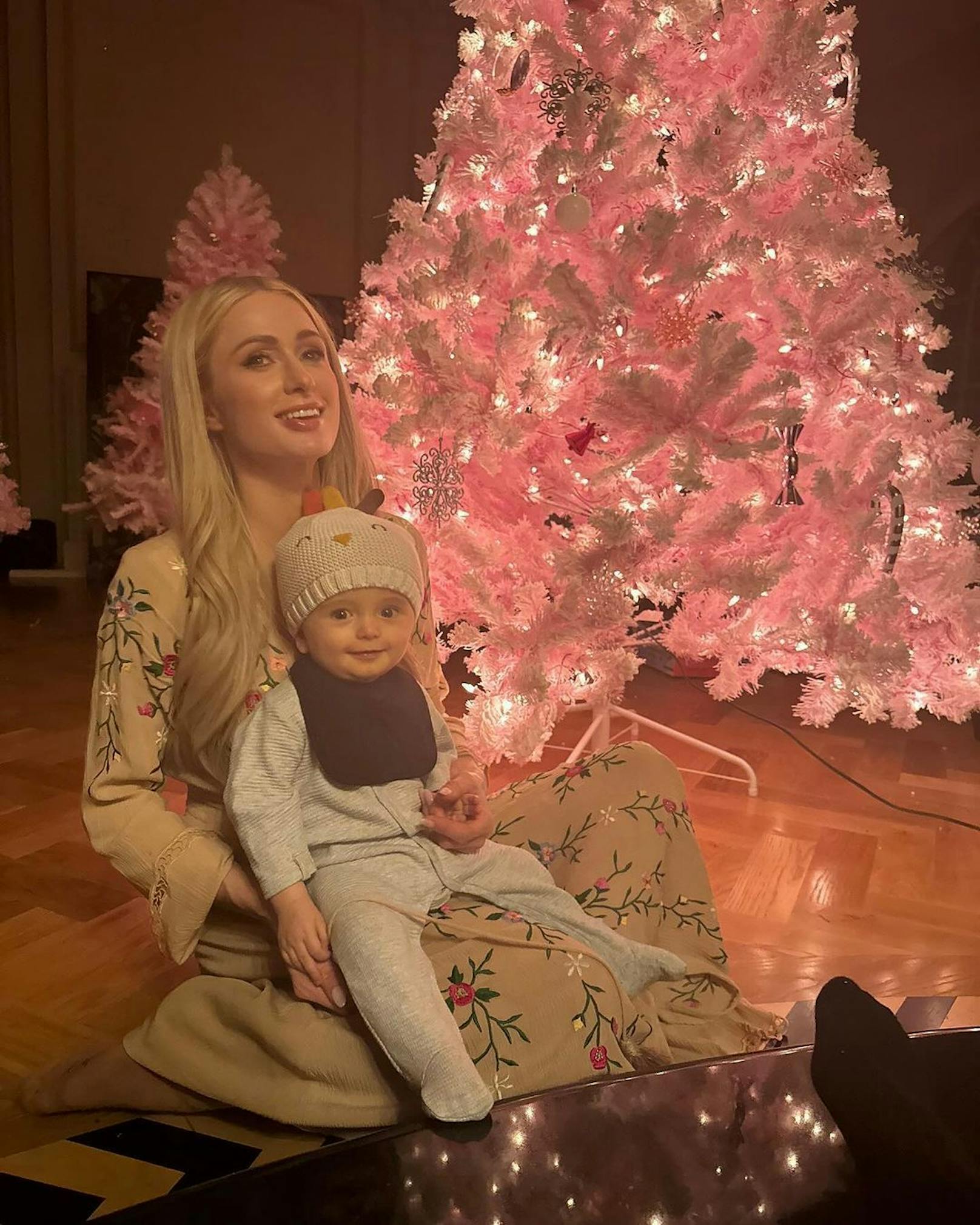 Bei Paris Hilton gibt es pinke Weihnachten.