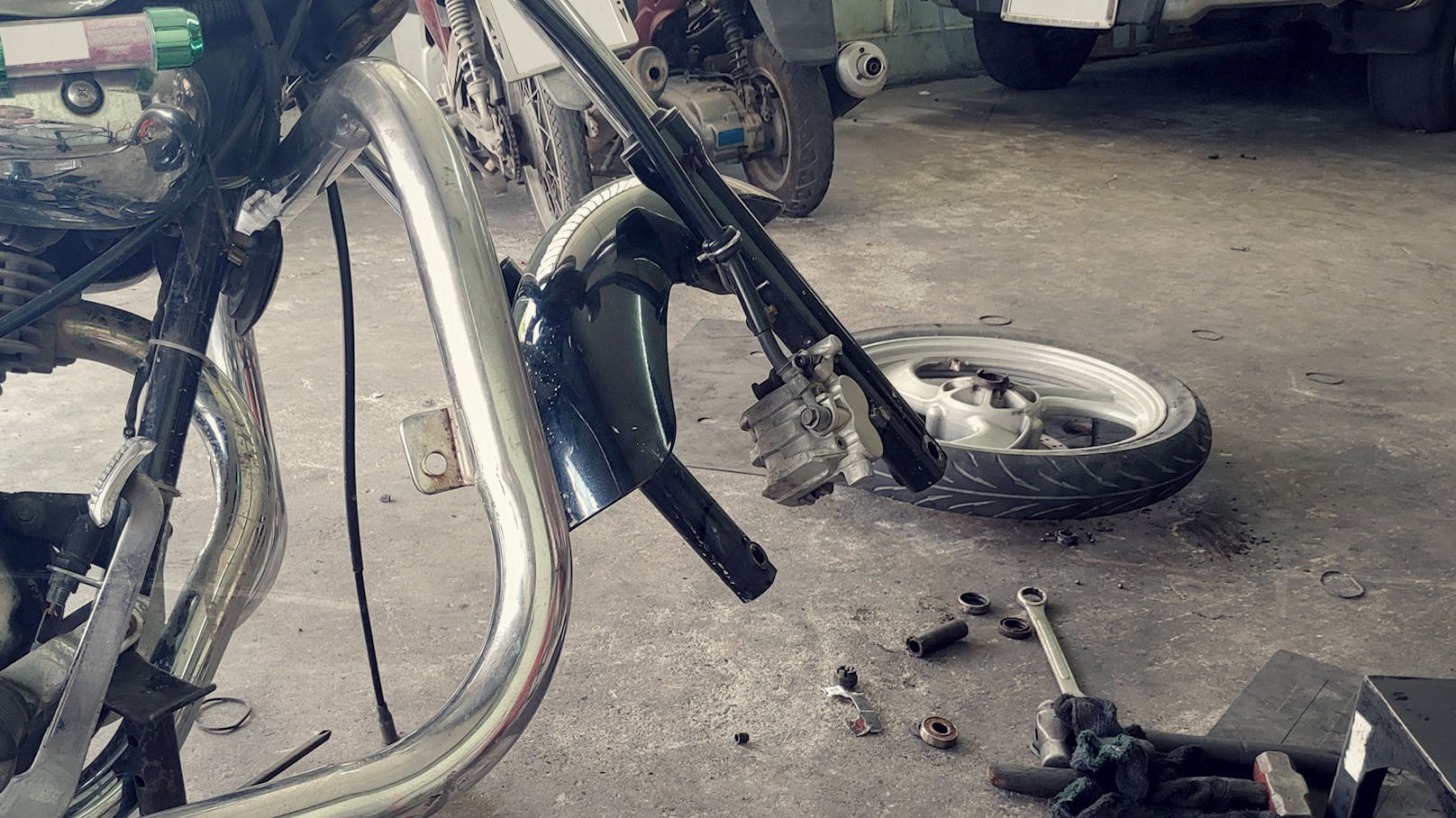 Motorräder gestohlen: Polizei findet nur noch Teile