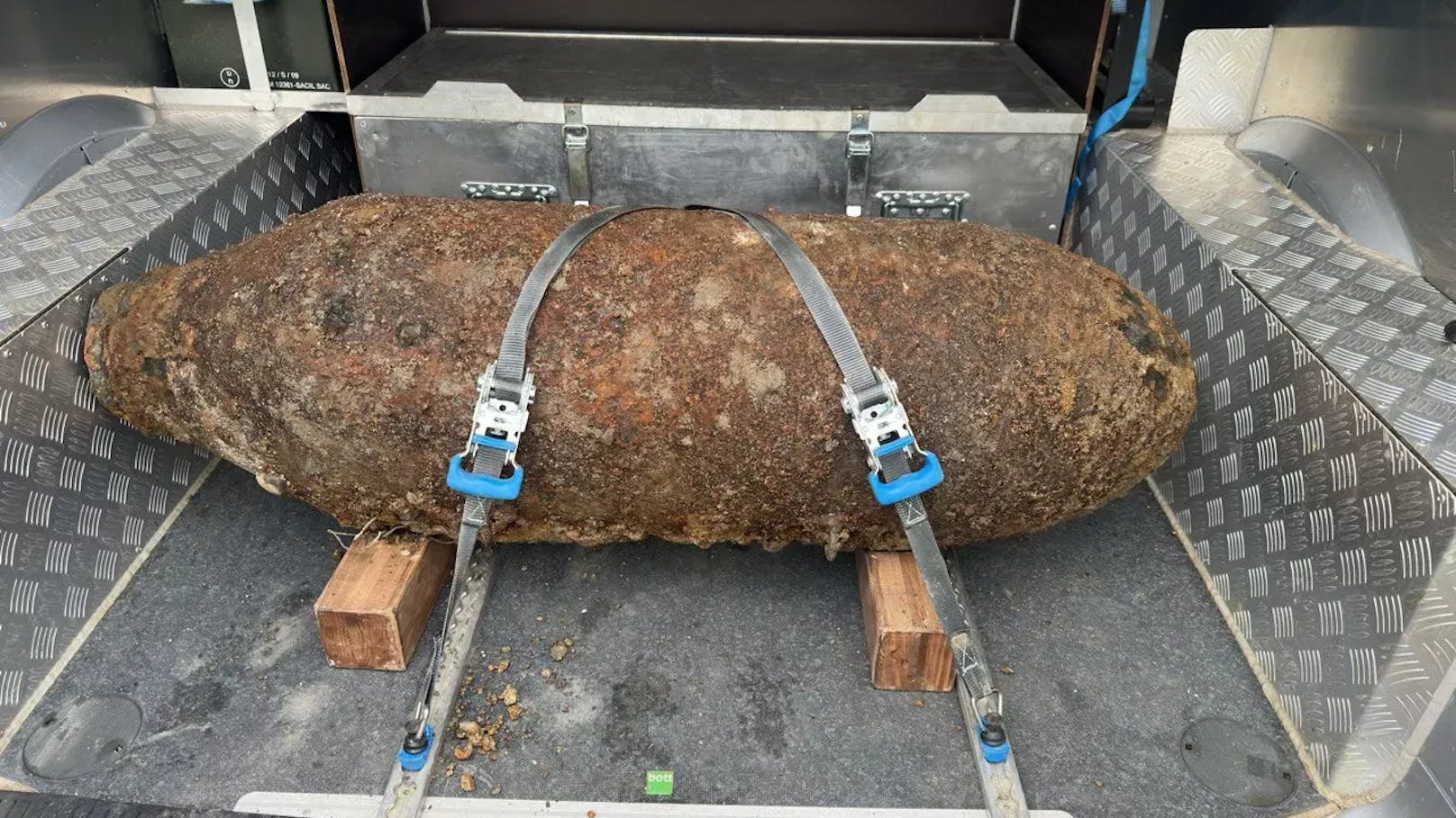 Eine zirka 250 Kilogramm schwere Fliegerbombe wurde in Linz entdeckt.