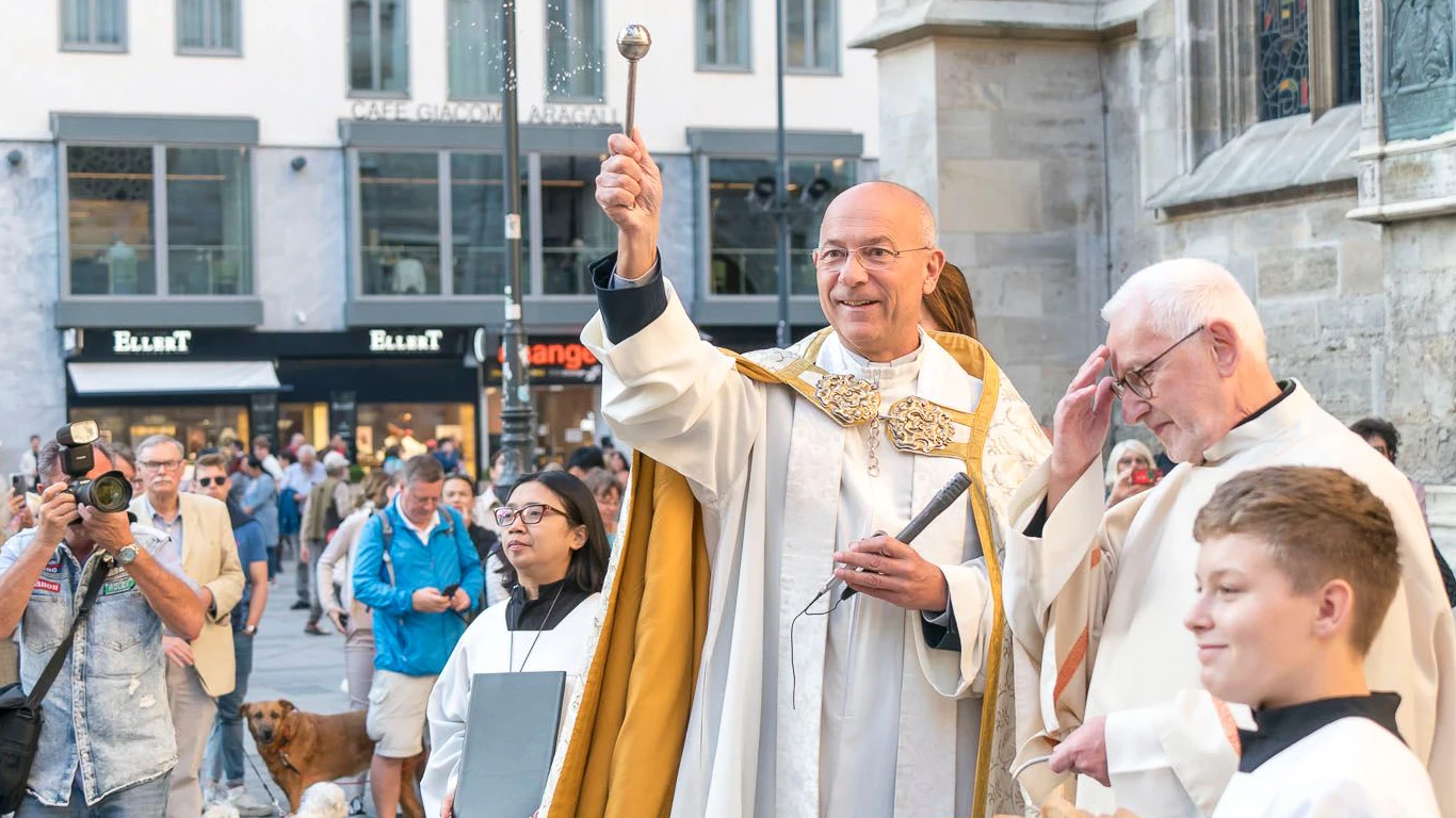 Wiens Dompfarrer Toni Faber freut sich über die Grundsatzerklärung des Vatikans, wonach katholische Geistliche unverheiratete und homosexuelle Paare segnen dürfen.