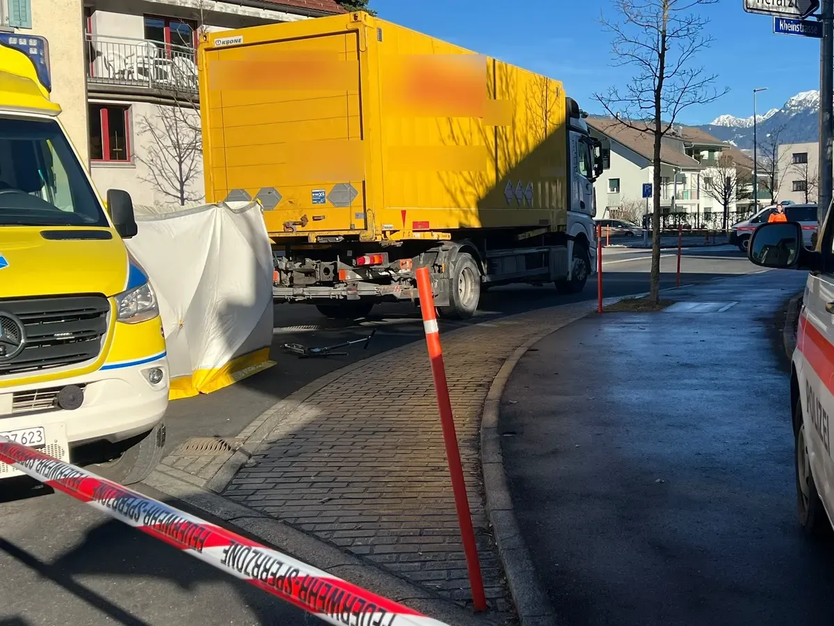 Der Sechsjährige verstarb noch auf der Unfallstelle.